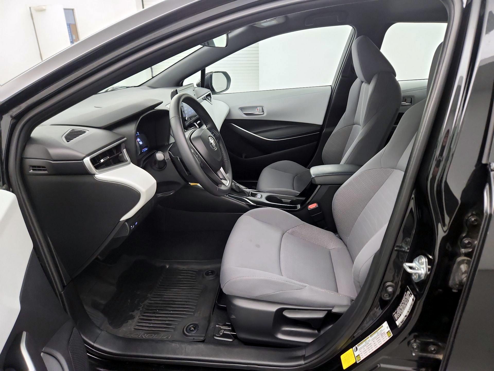 Thumbnail: 2022 Toyota Corolla - 9