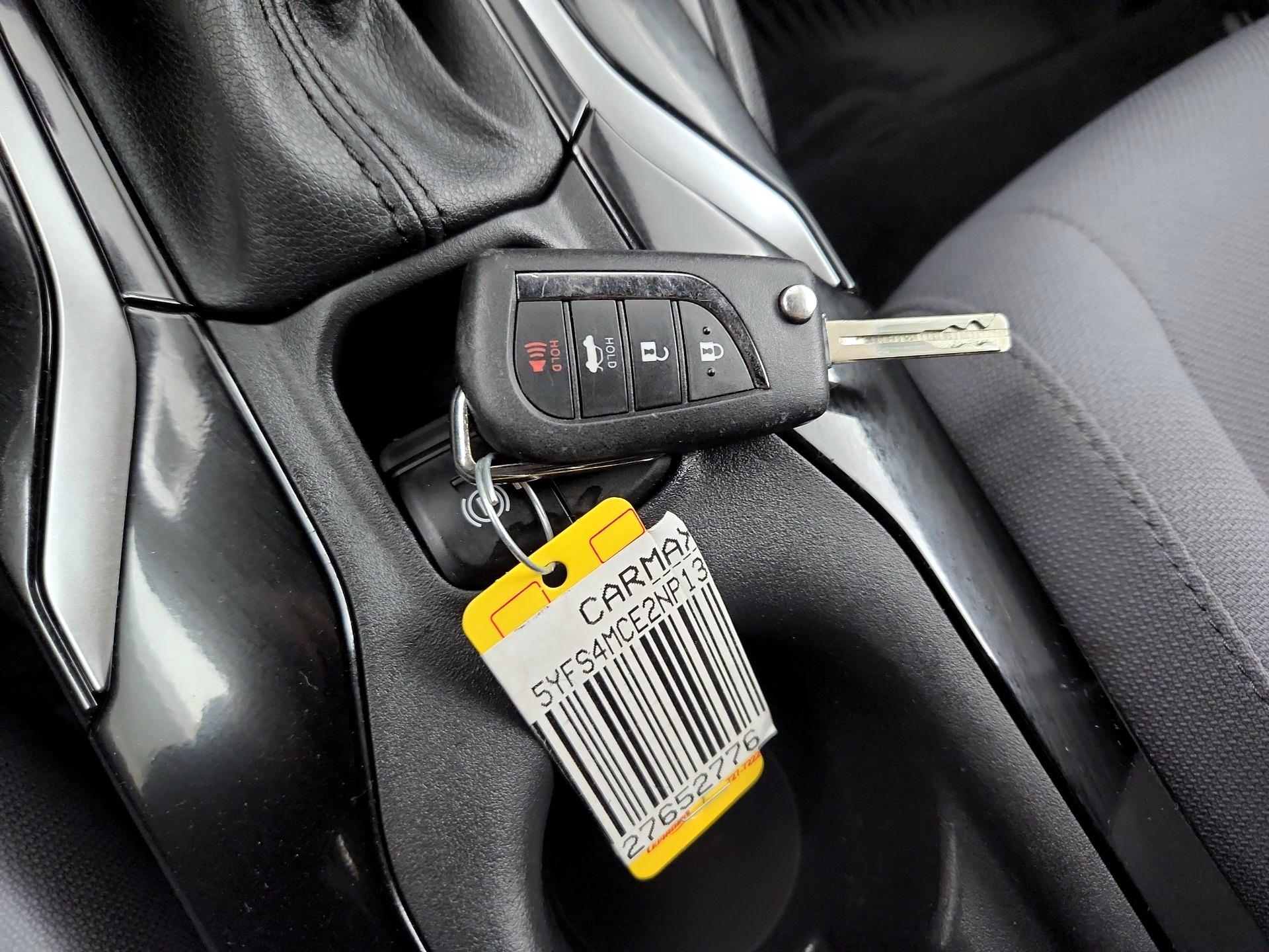 Thumbnail: 2022 Toyota Corolla - 20