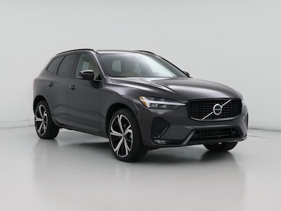 2023 Volvo XC60 B5 Ultimate Dark Theme