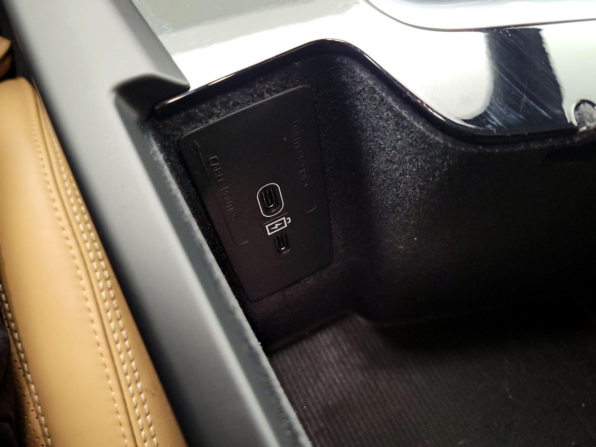 Thumbnail: 2023 Volvo XC60 - 18