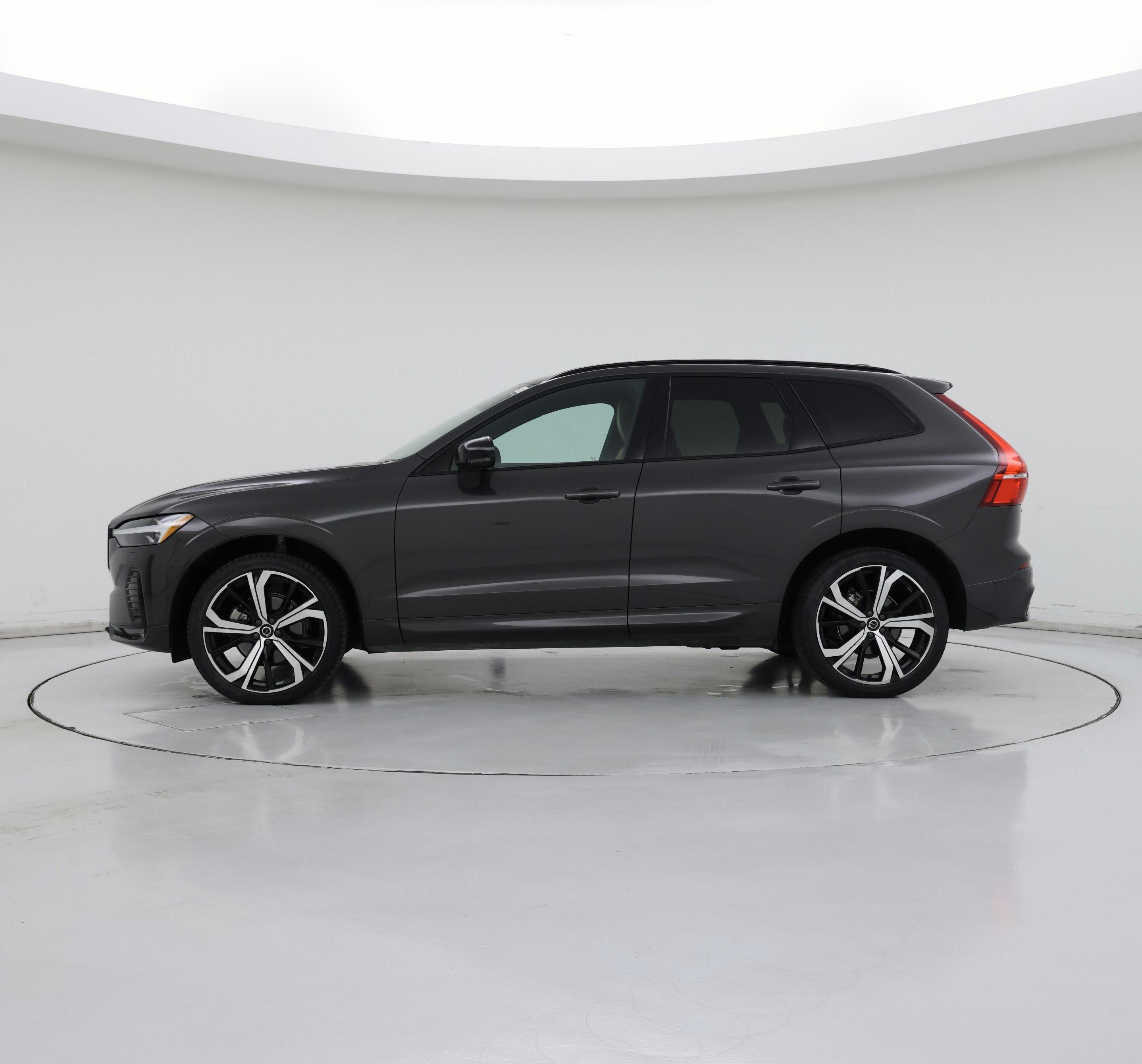 Thumbnail: 2023 Volvo XC60 - 3