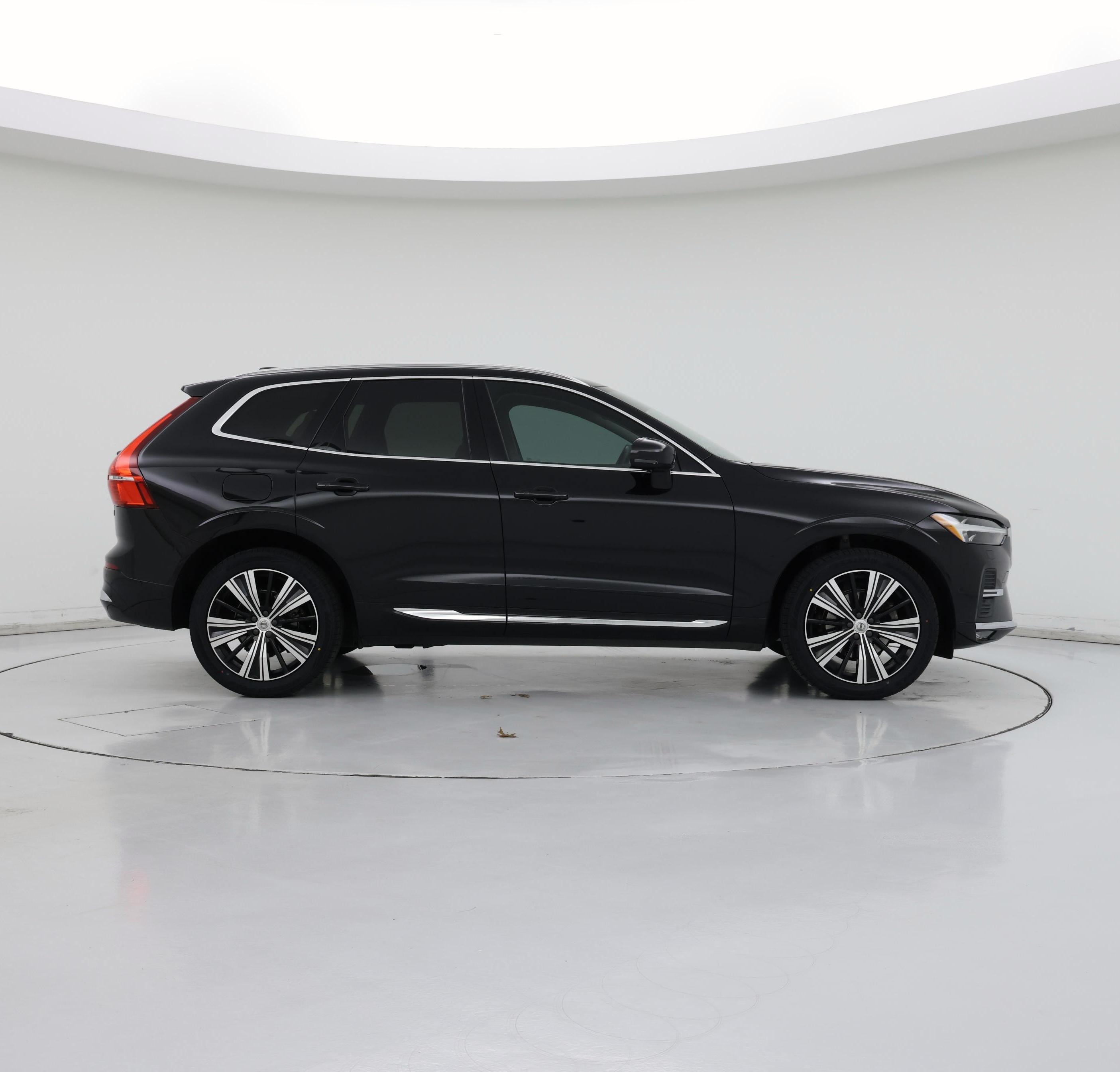 Thumbnail: 2023 Volvo XC60 - 7