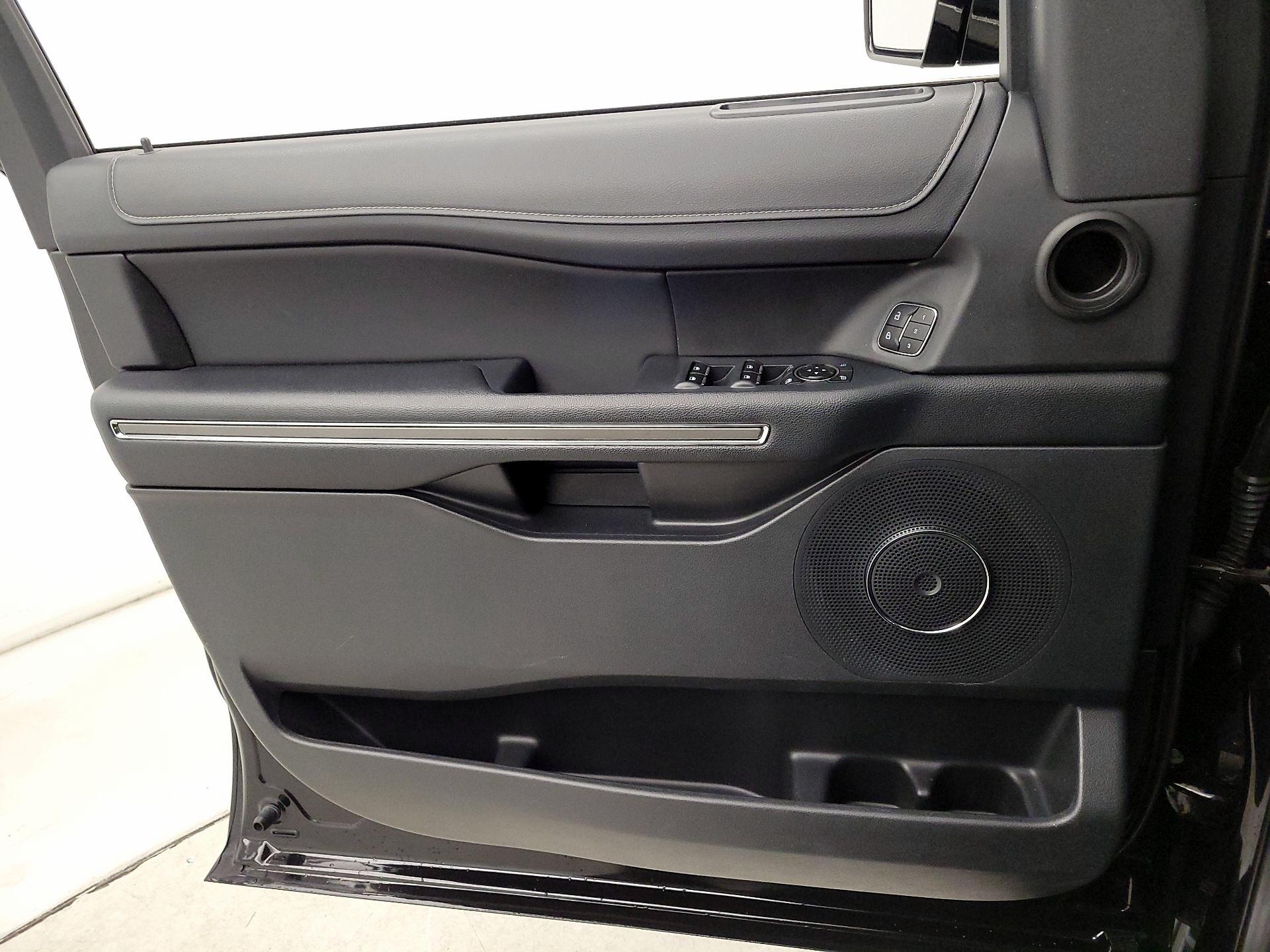 Thumbnail: 2024 Ford Expedition - 12