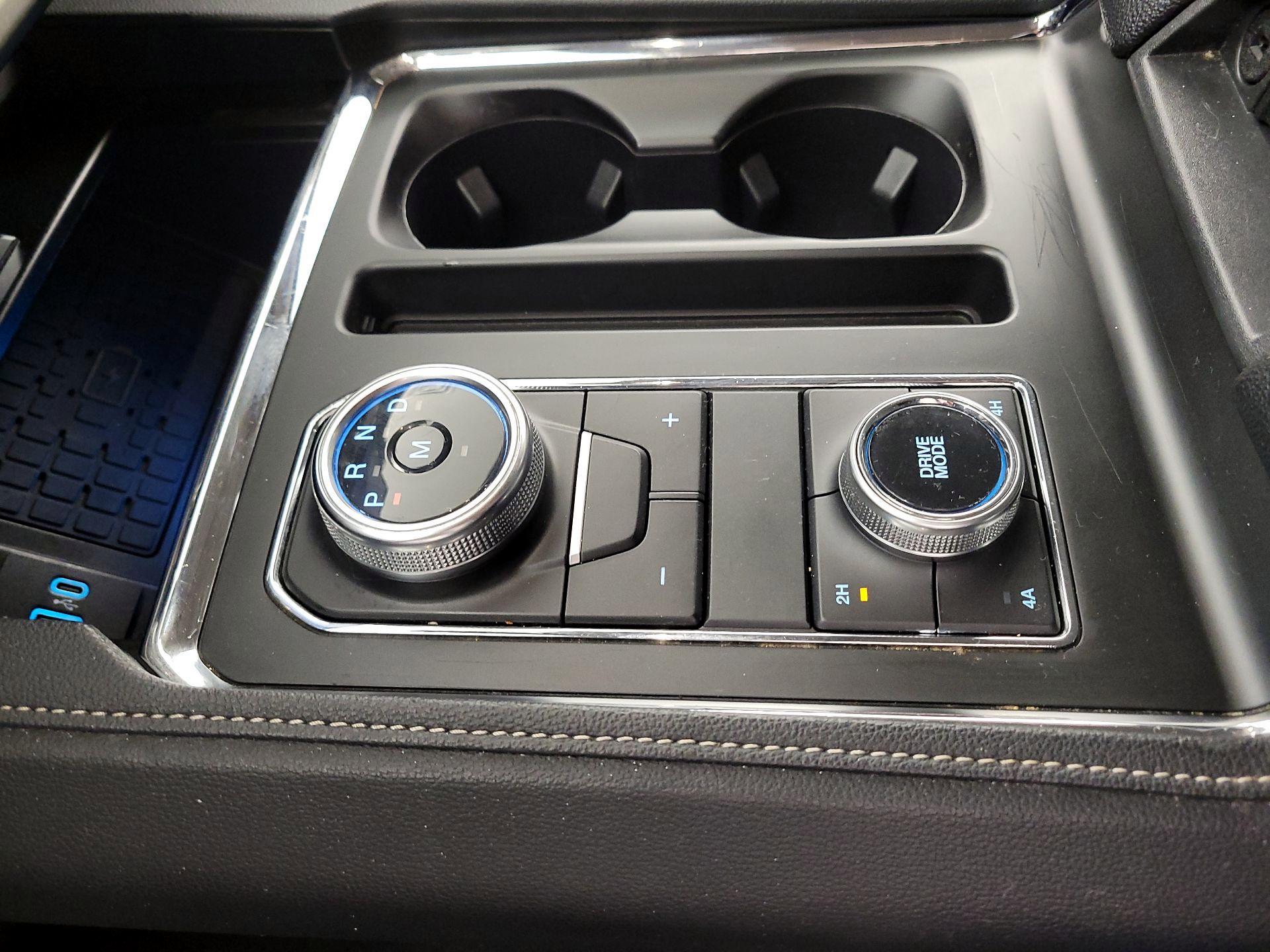 Thumbnail: 2024 Ford Expedition - 17