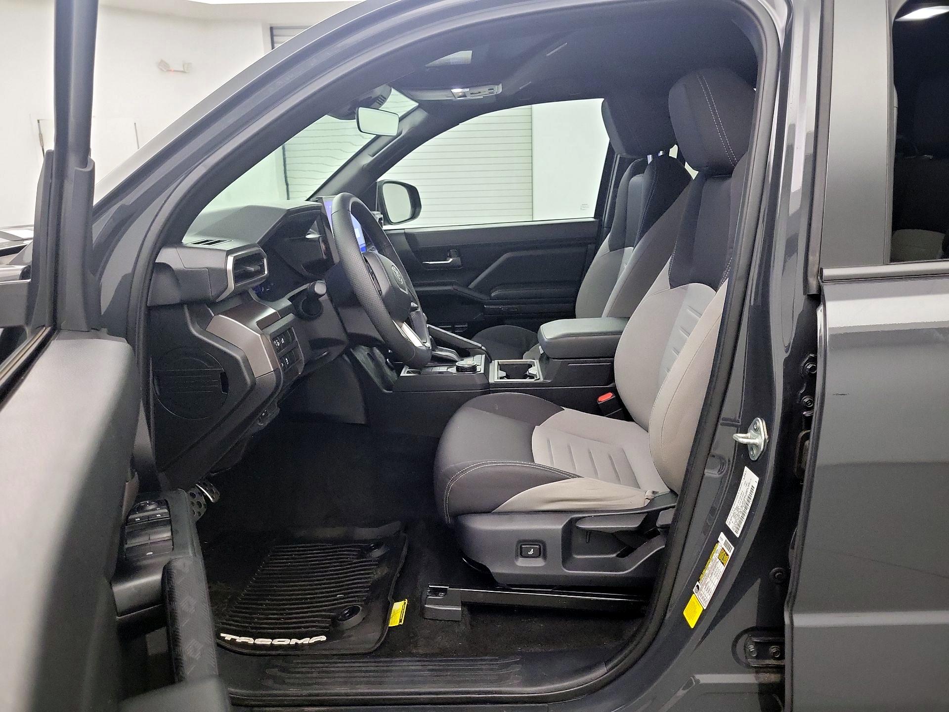 Thumbnail: 2024 Toyota Tacoma - 9