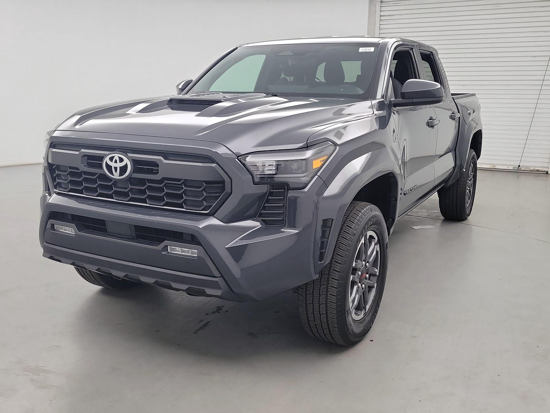 Thumbnail: 2024 Toyota Tacoma - 3