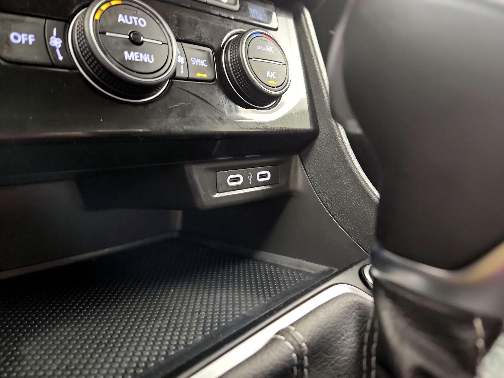 Thumbnail: 2024 Volkswagen Jetta - 16