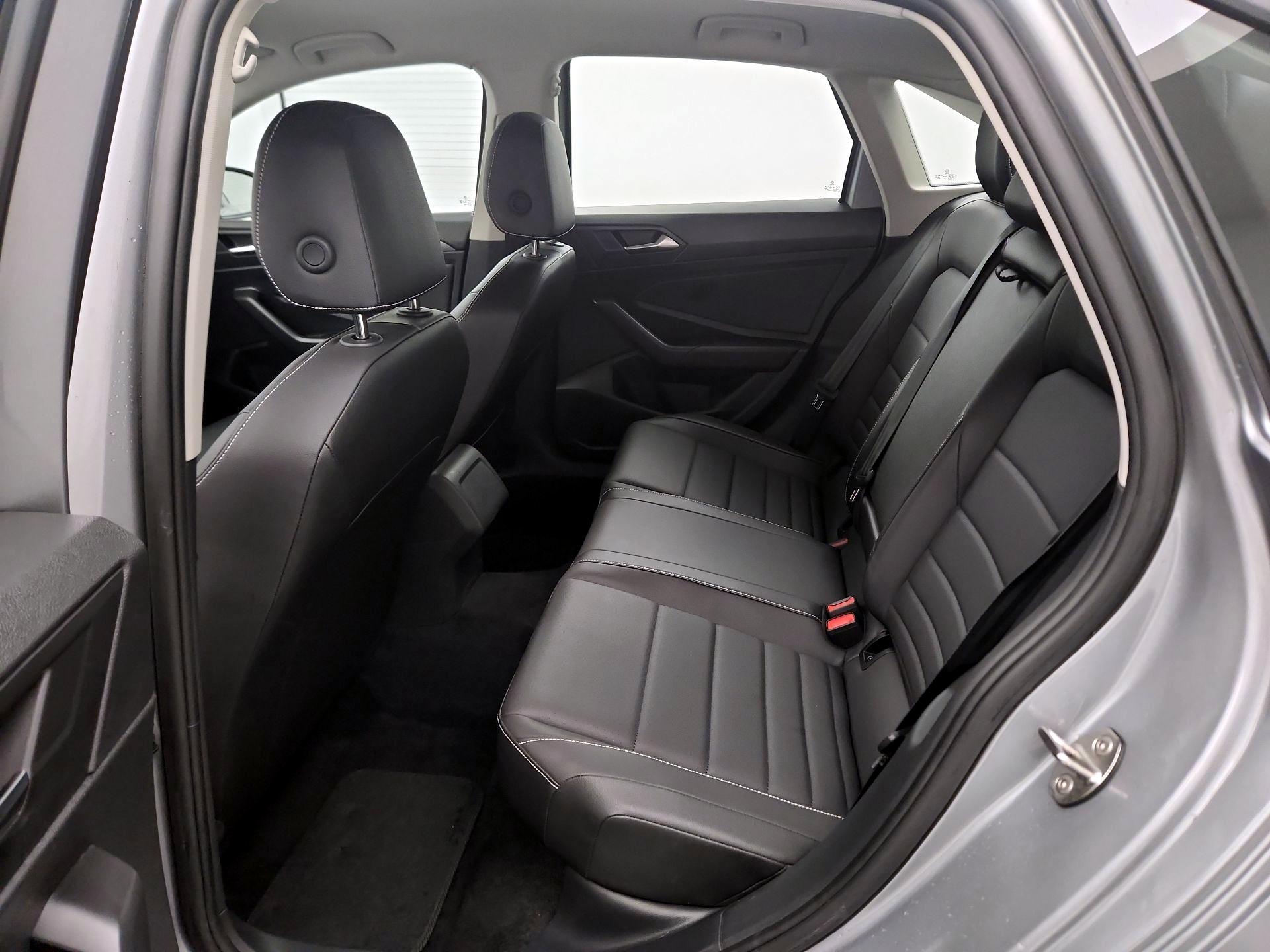 Thumbnail: 2024 Volkswagen Jetta - 17