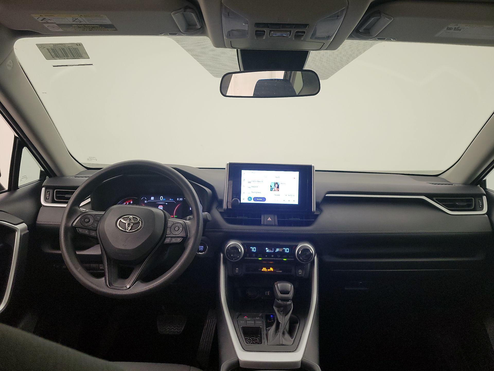 Thumbnail: 2023 Toyota RAV4 - 9