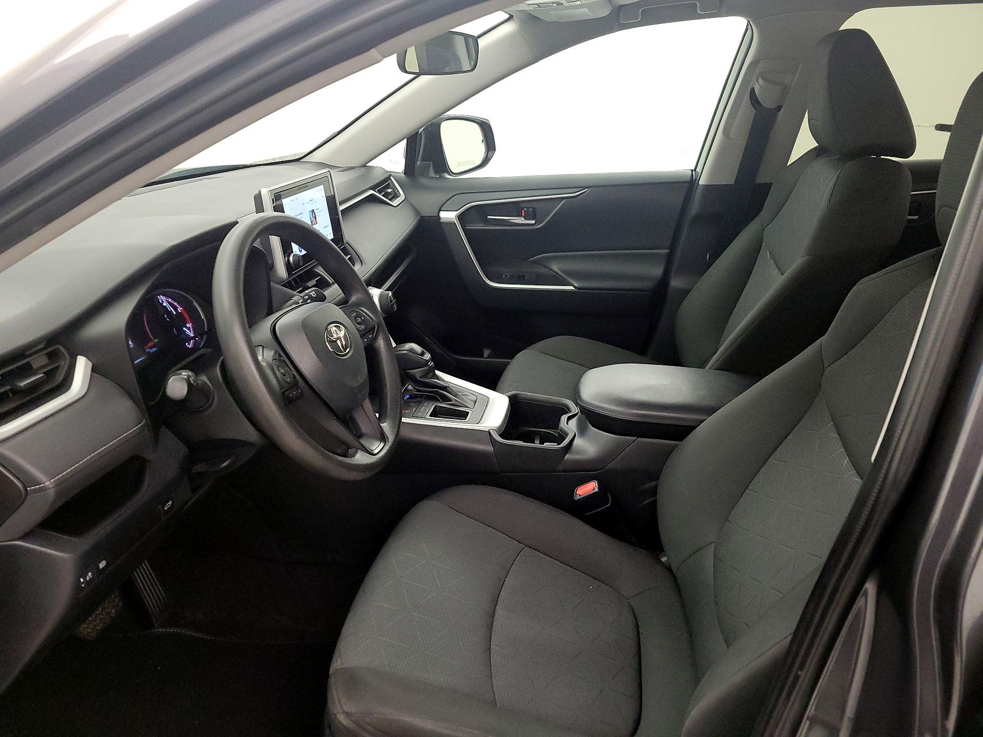 Thumbnail: 2023 Toyota RAV4 - 11