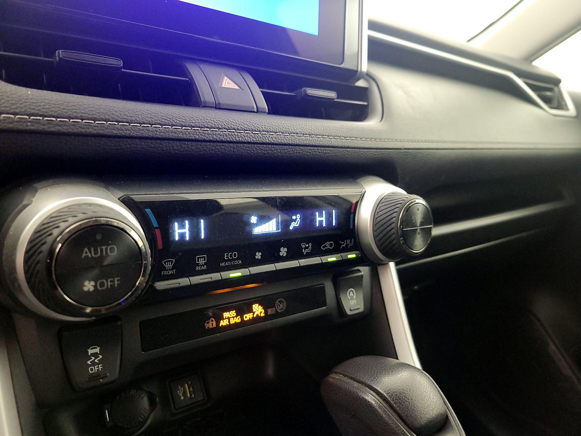 Thumbnail: 2023 Toyota RAV4 - 16