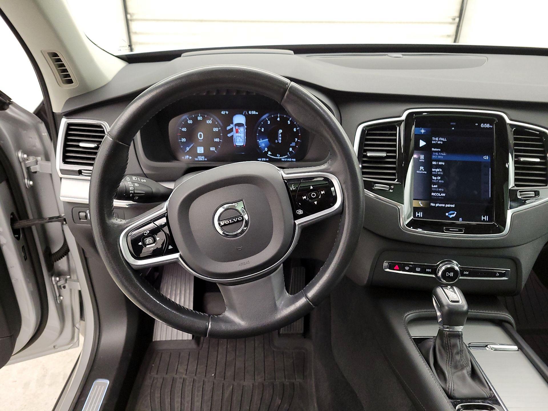 Thumbnail: 2022 Volvo XC90 - 10