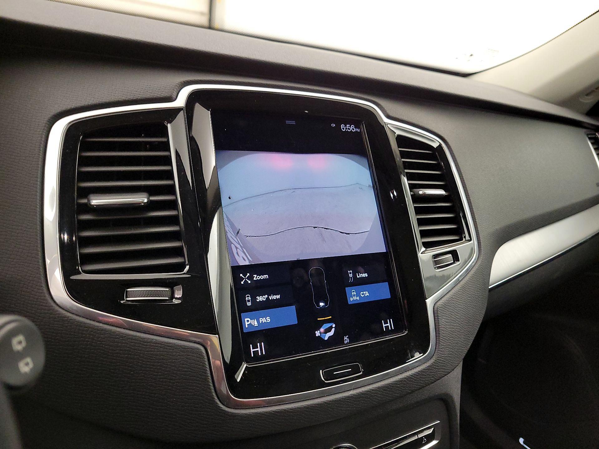 Thumbnail: 2022 Volvo XC90 - 14