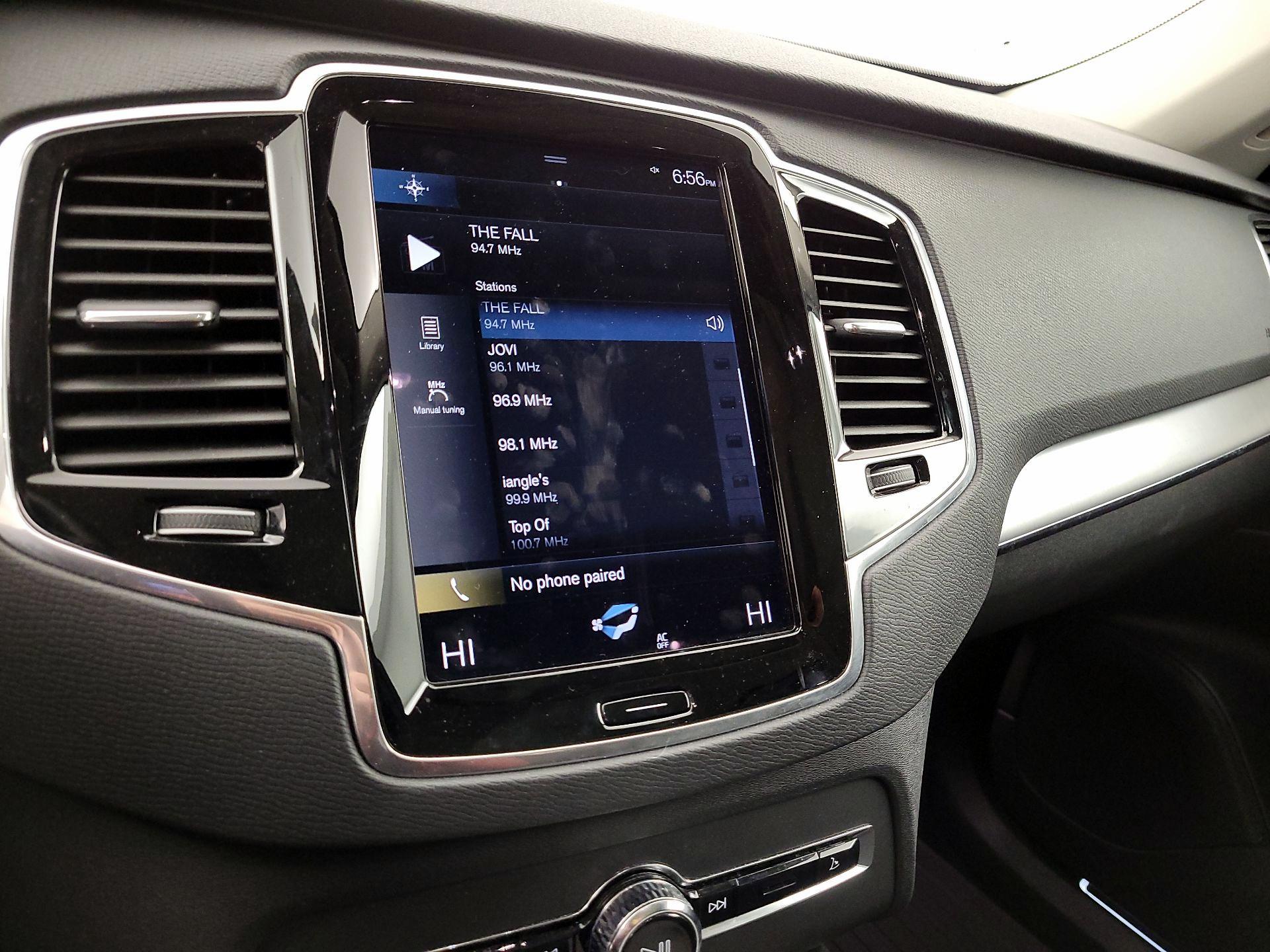 Thumbnail: 2022 Volvo XC90 - 15