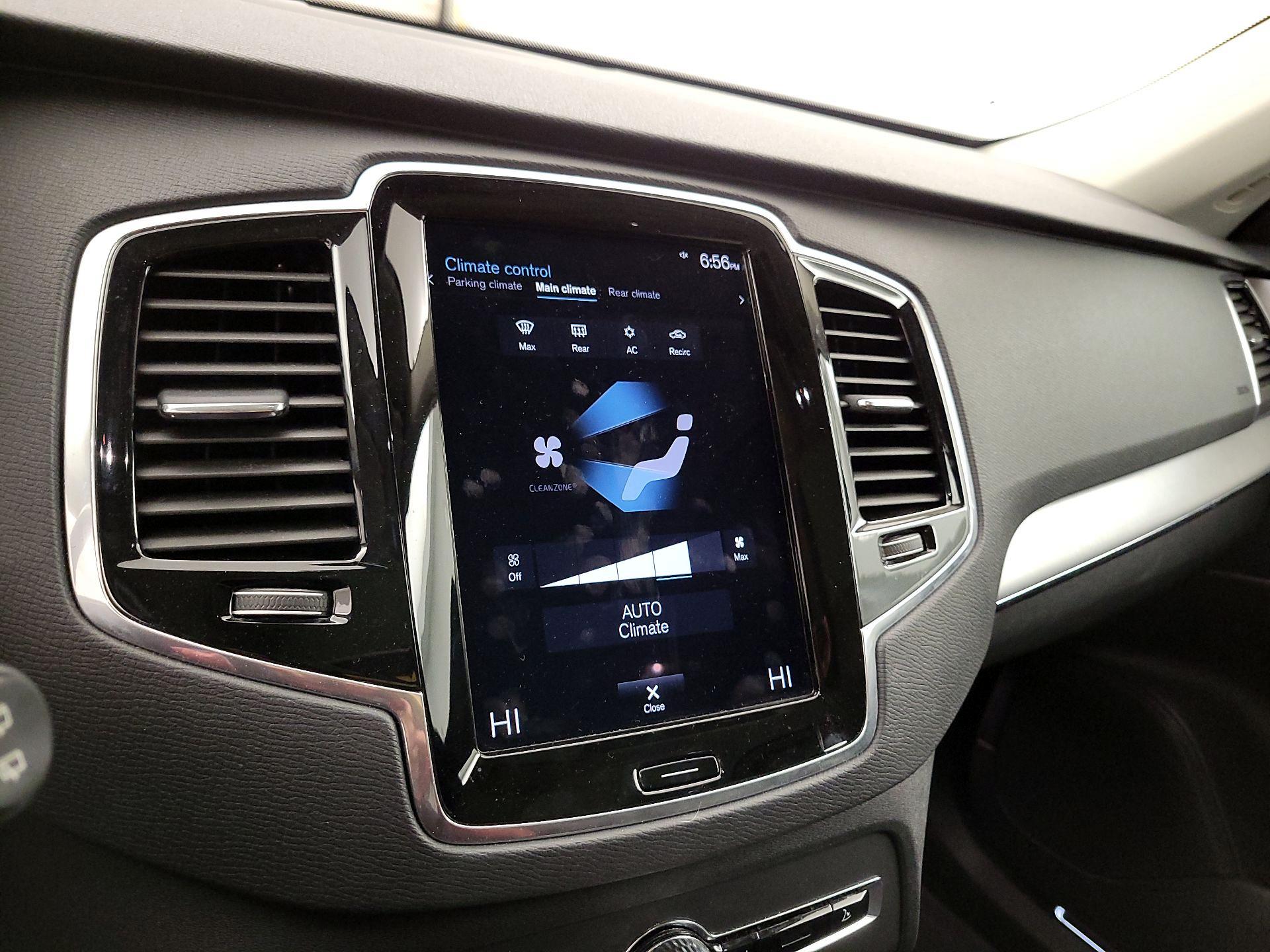 Thumbnail: 2022 Volvo XC90 - 16