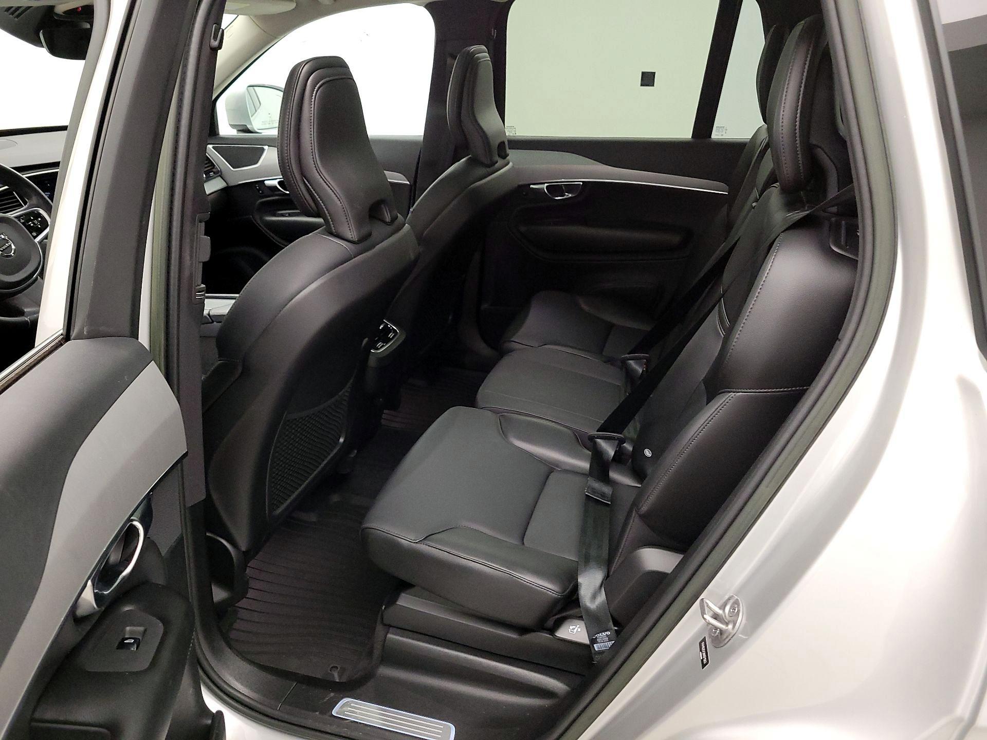 Thumbnail: 2022 Volvo XC90 - 20