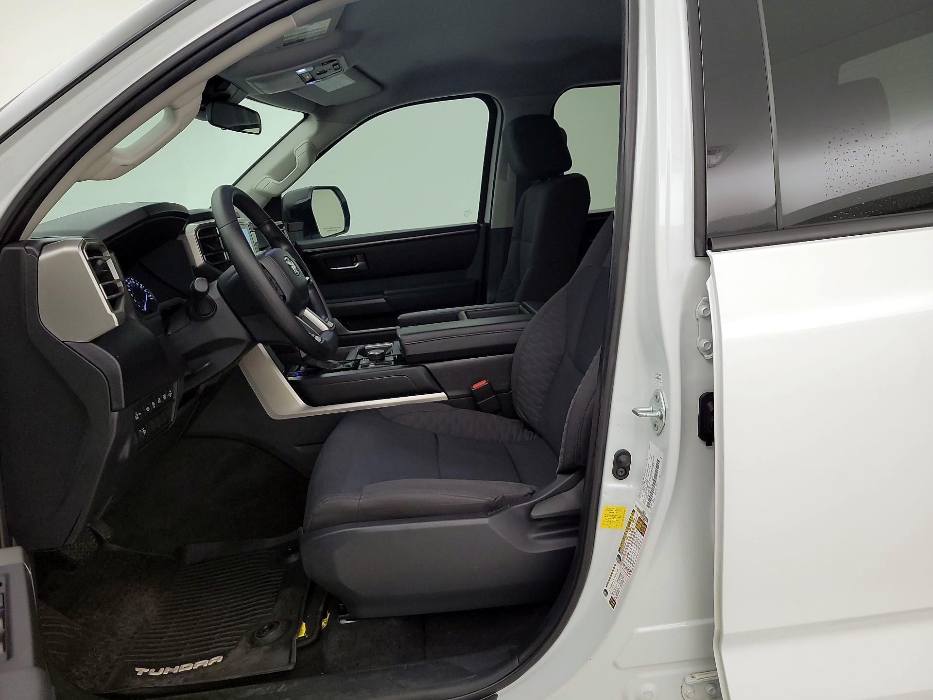 Thumbnail: 2023 Toyota Tundra - 11