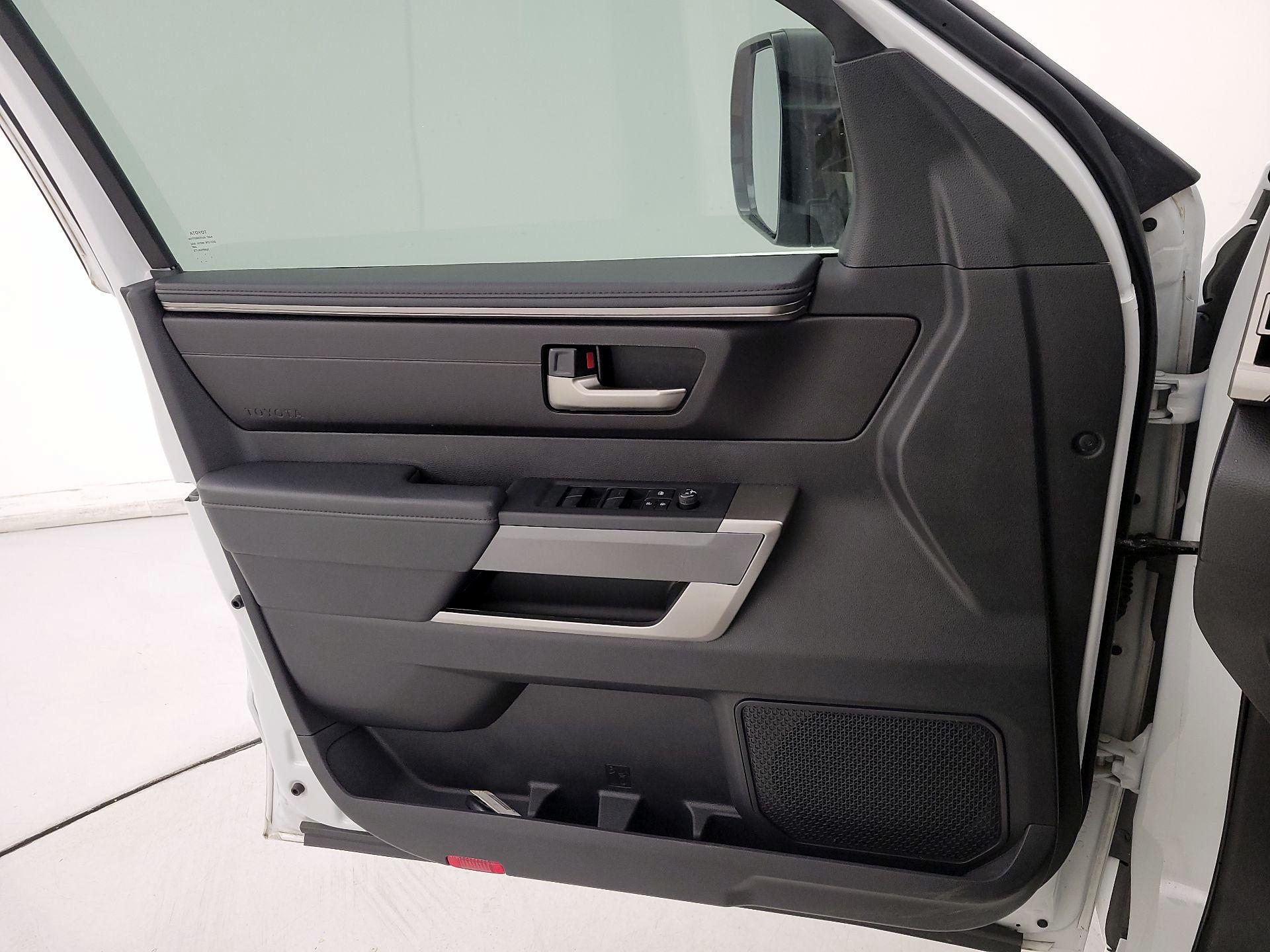 Thumbnail: 2023 Toyota Tundra - 12