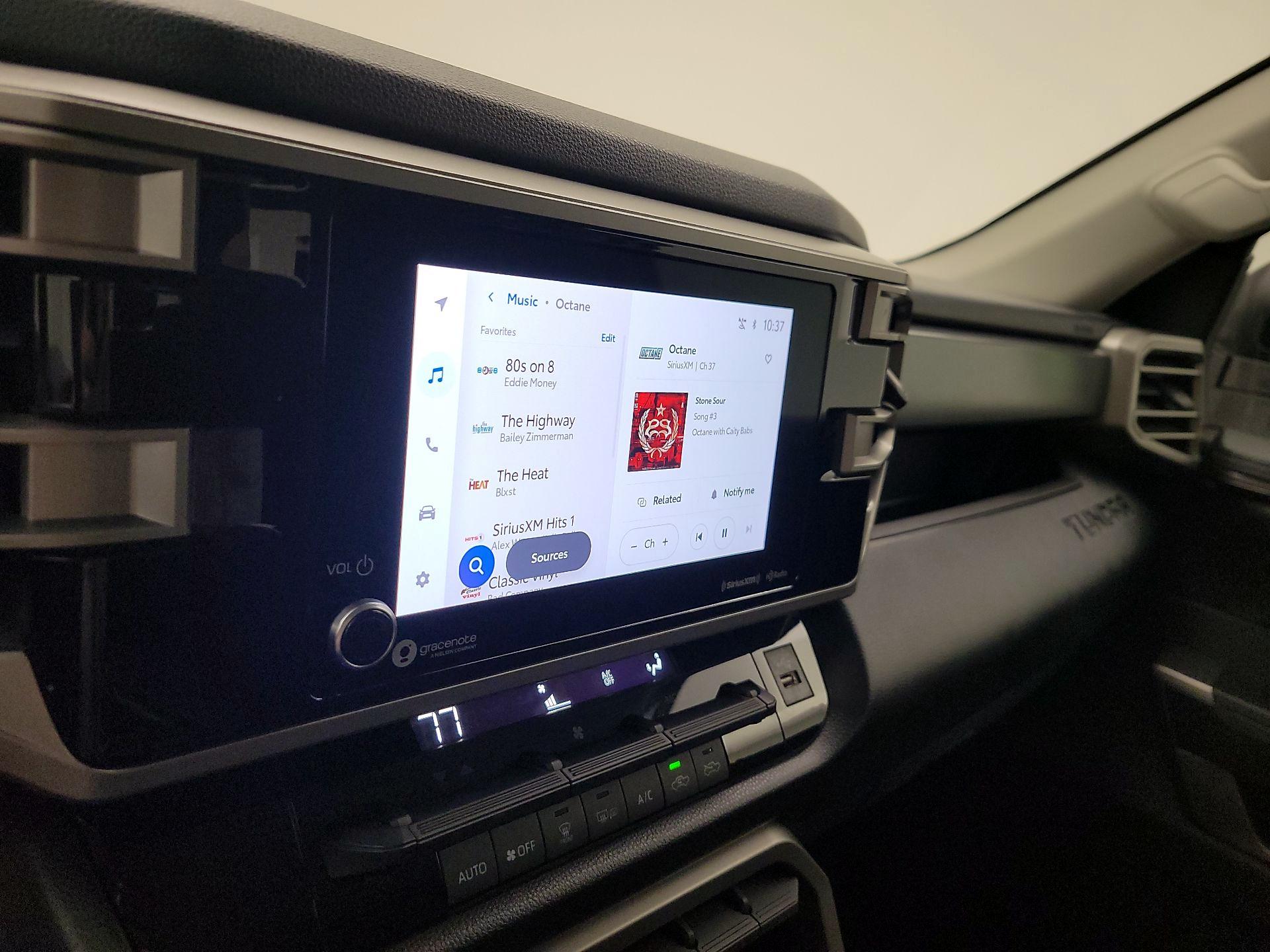 Thumbnail: 2023 Toyota Tundra - 14