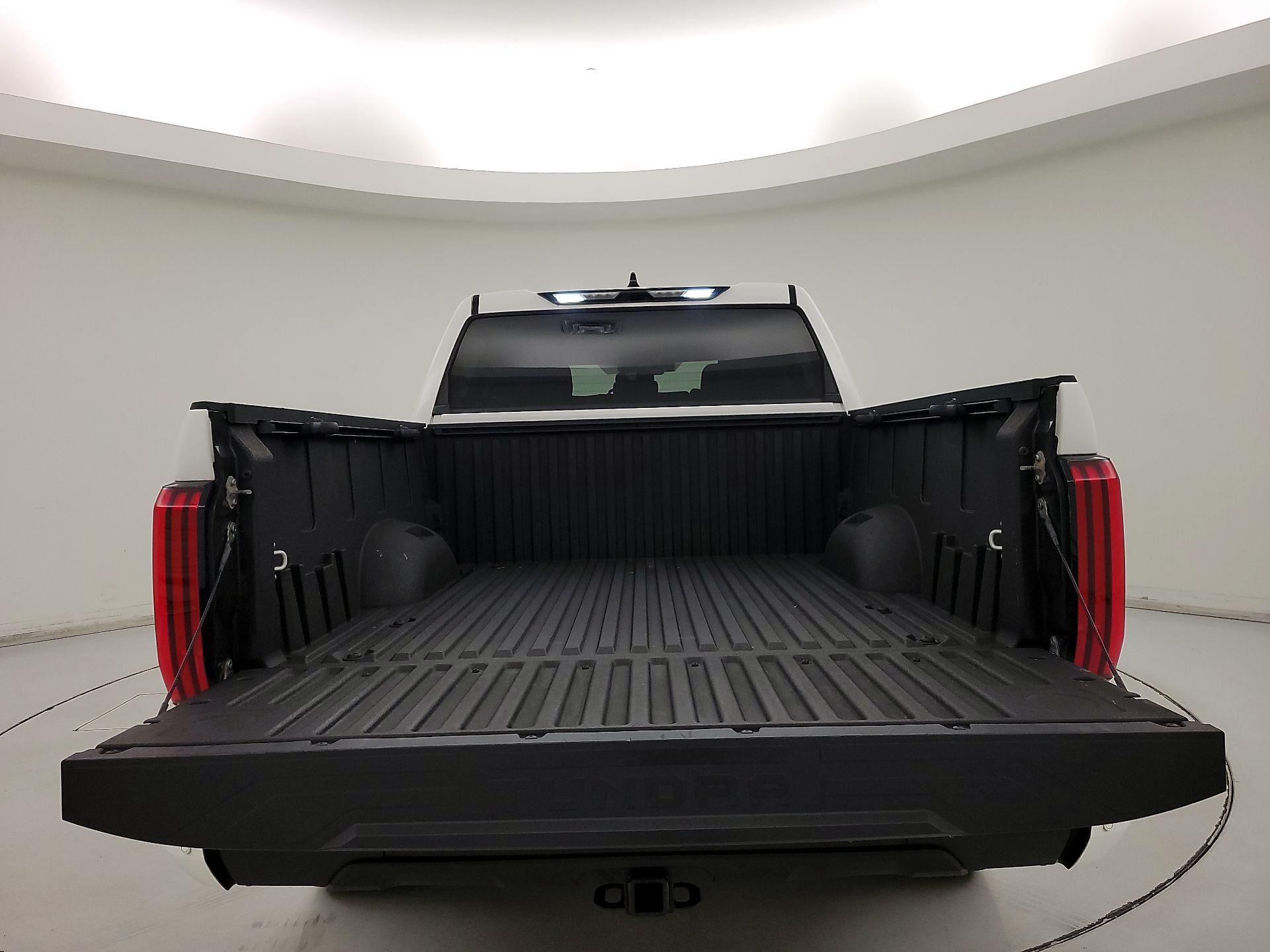 Thumbnail: 2023 Toyota Tundra - 19