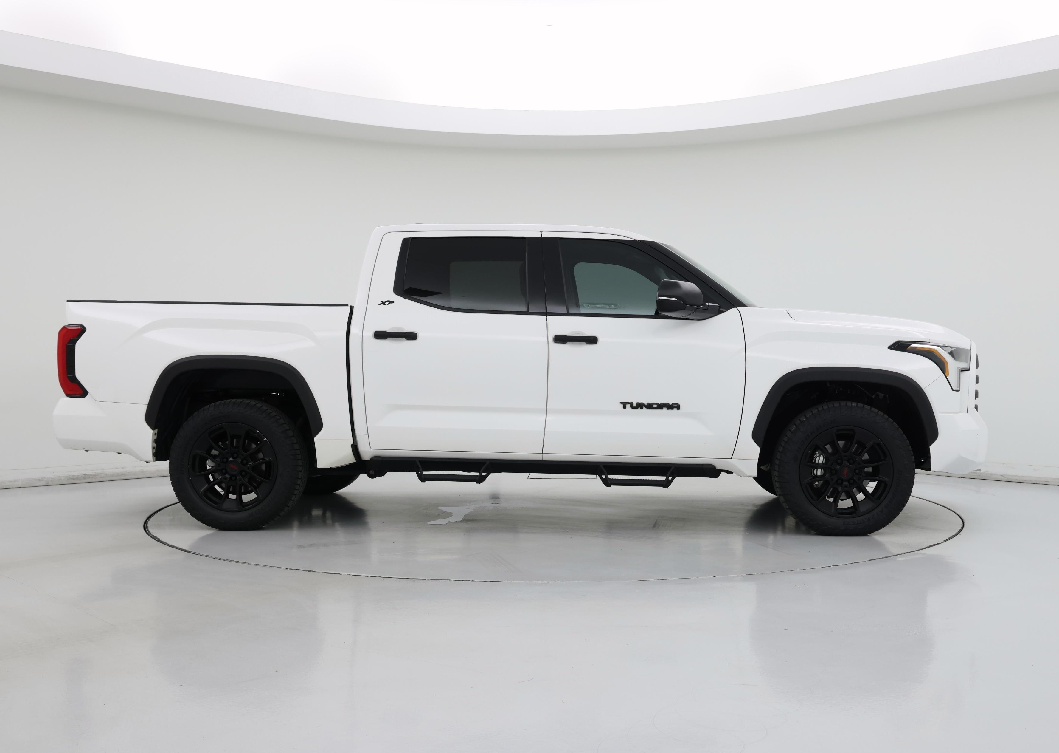 Thumbnail: 2023 Toyota Tundra - 7