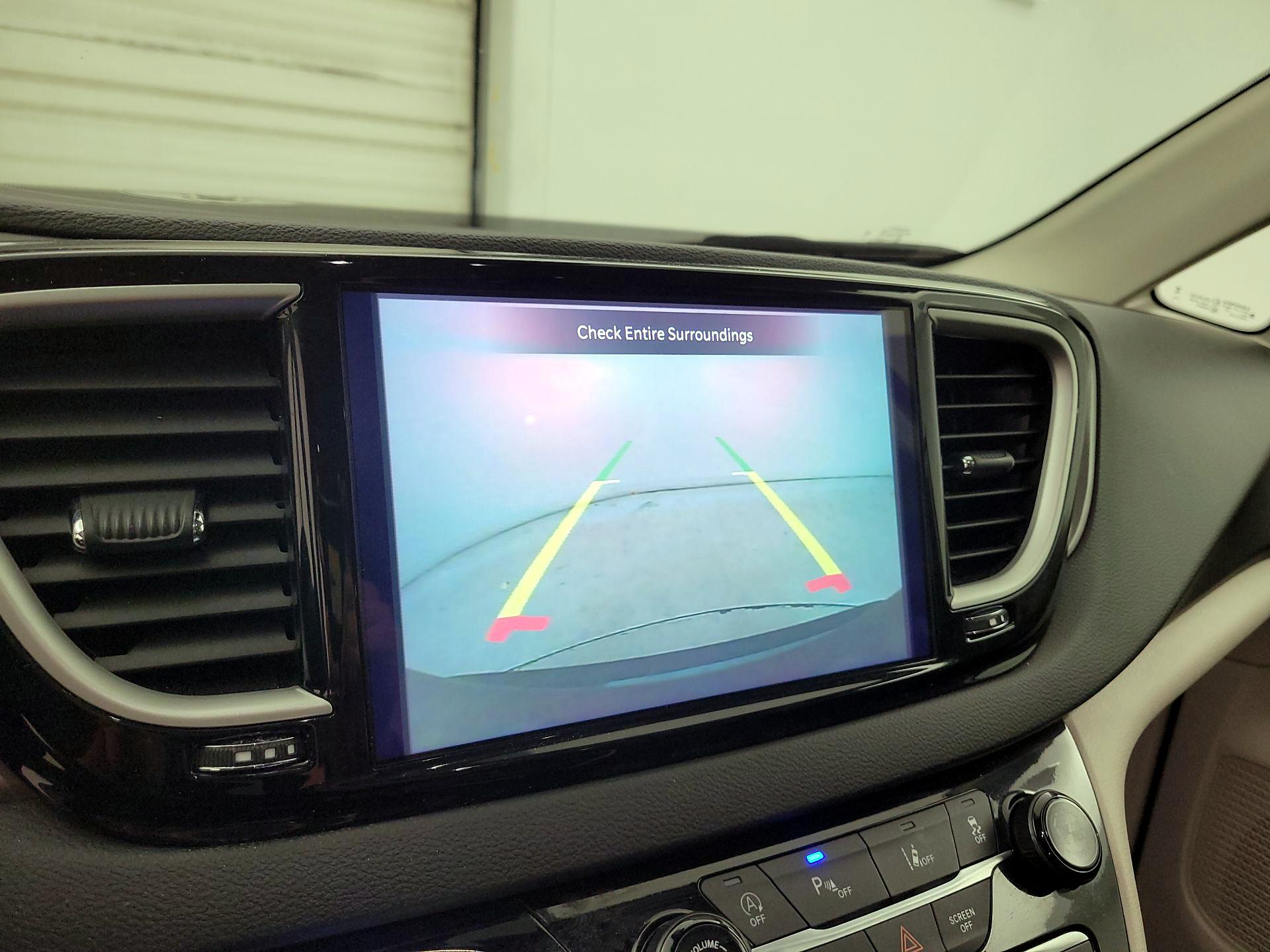 Thumbnail: 2024 Chrysler Pacifica - 14