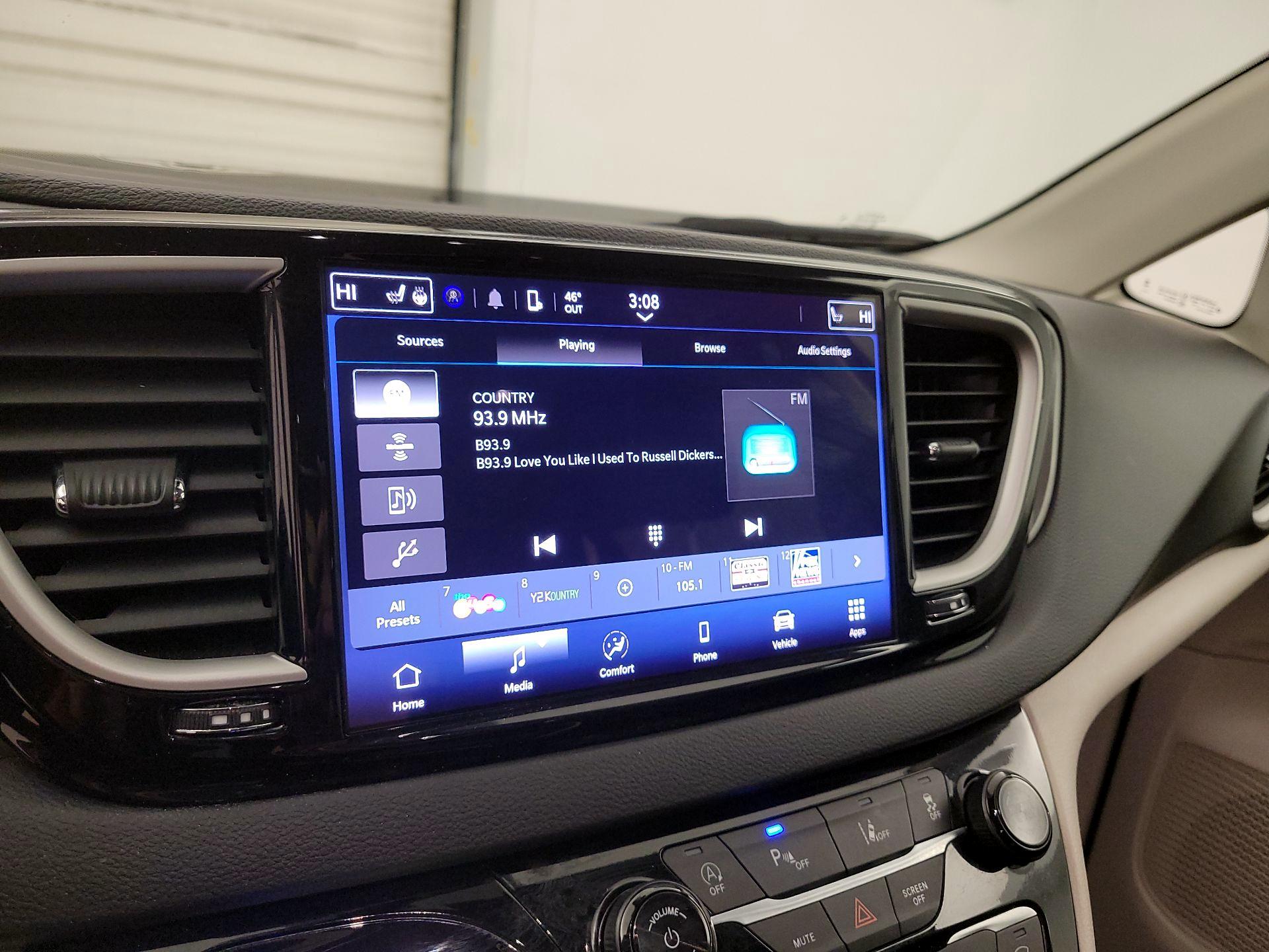 Thumbnail: 2024 Chrysler Pacifica - 15