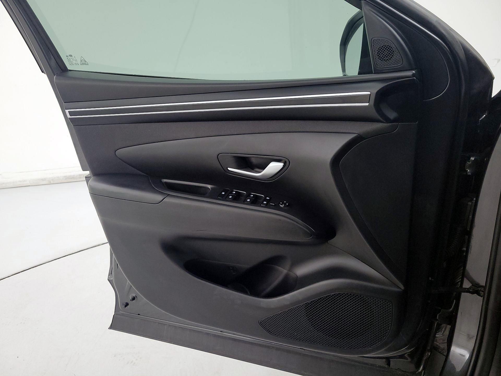 Thumbnail: 2023 Hyundai Tucson - 12