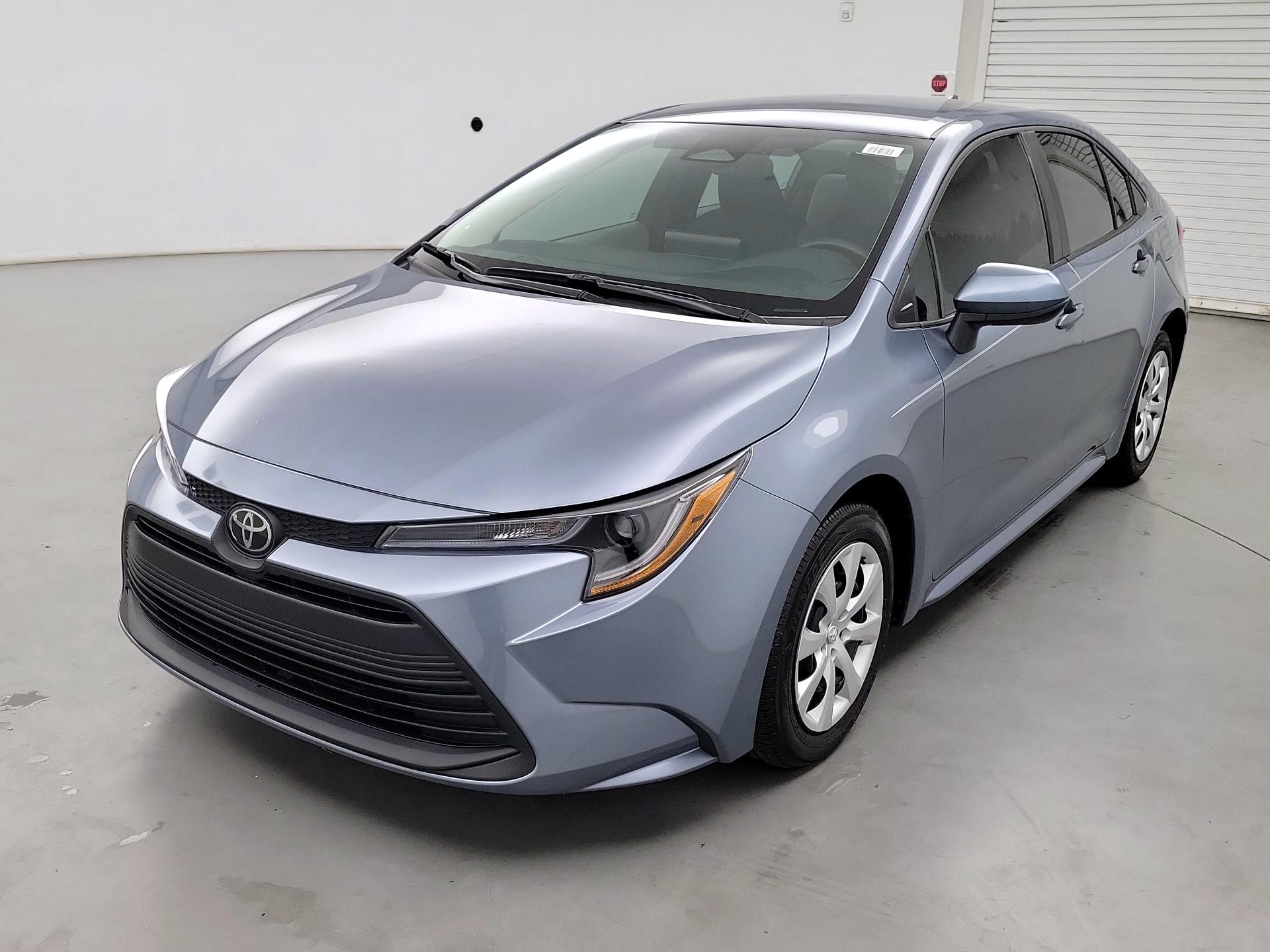 Thumbnail: 2024 Toyota Corolla - 3