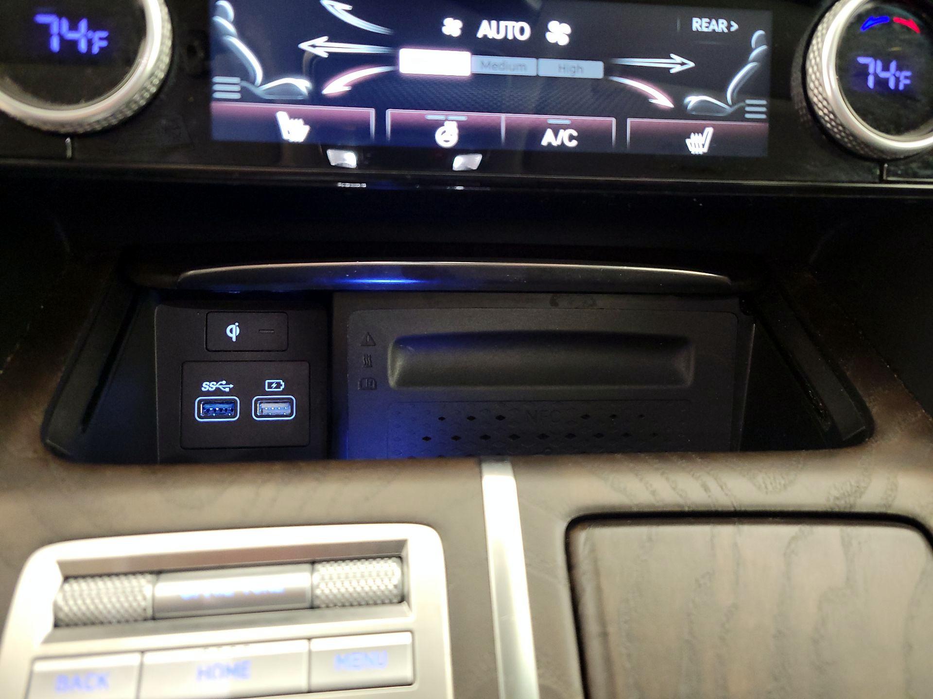 Thumbnail: 2024 Genesis GV80 - 18