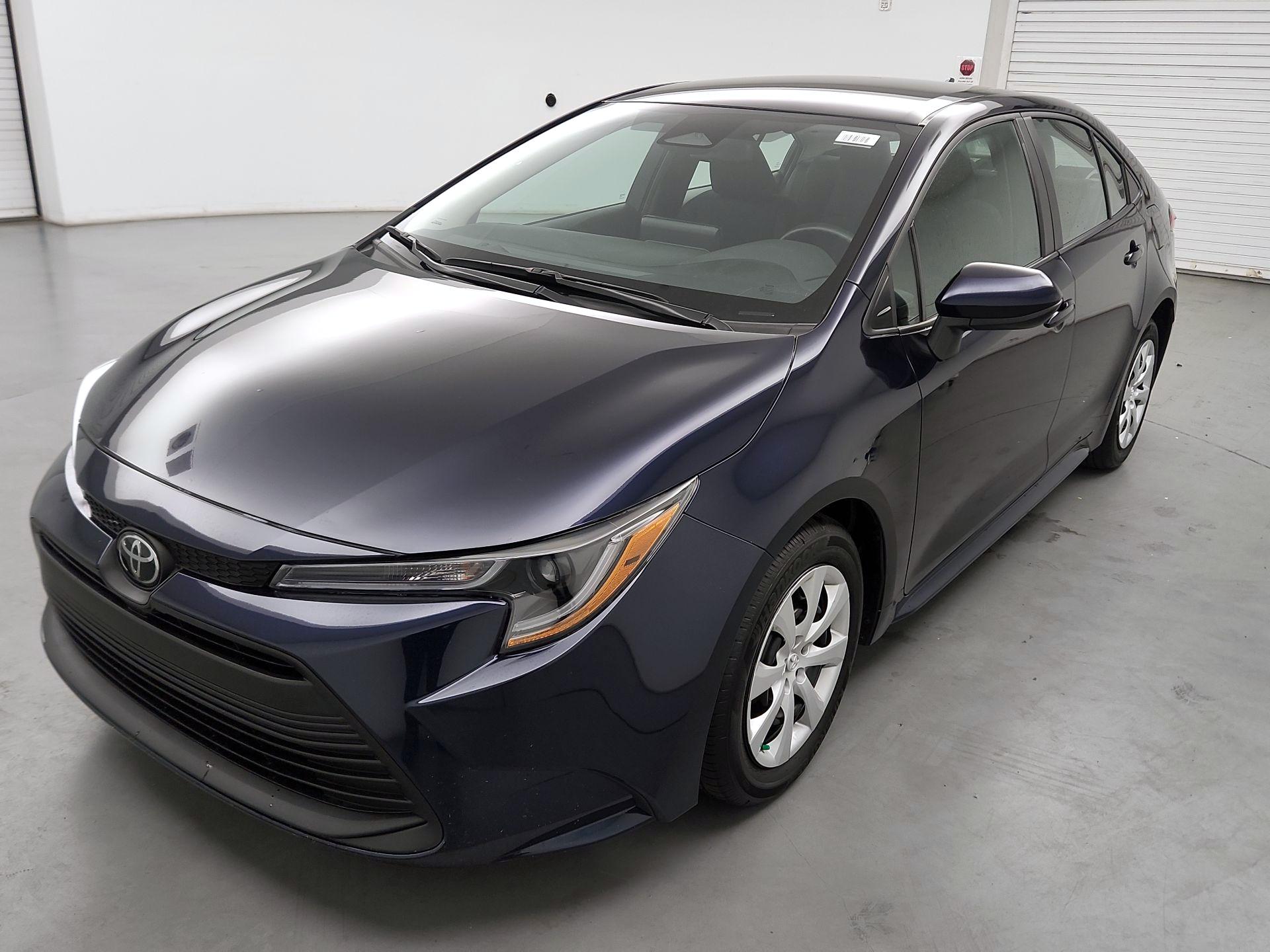 Thumbnail: 2024 Toyota Corolla - 3