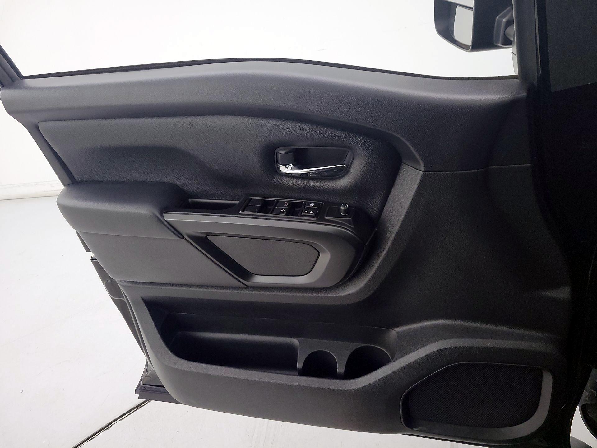 Thumbnail: 2024 Nissan Titan - 12