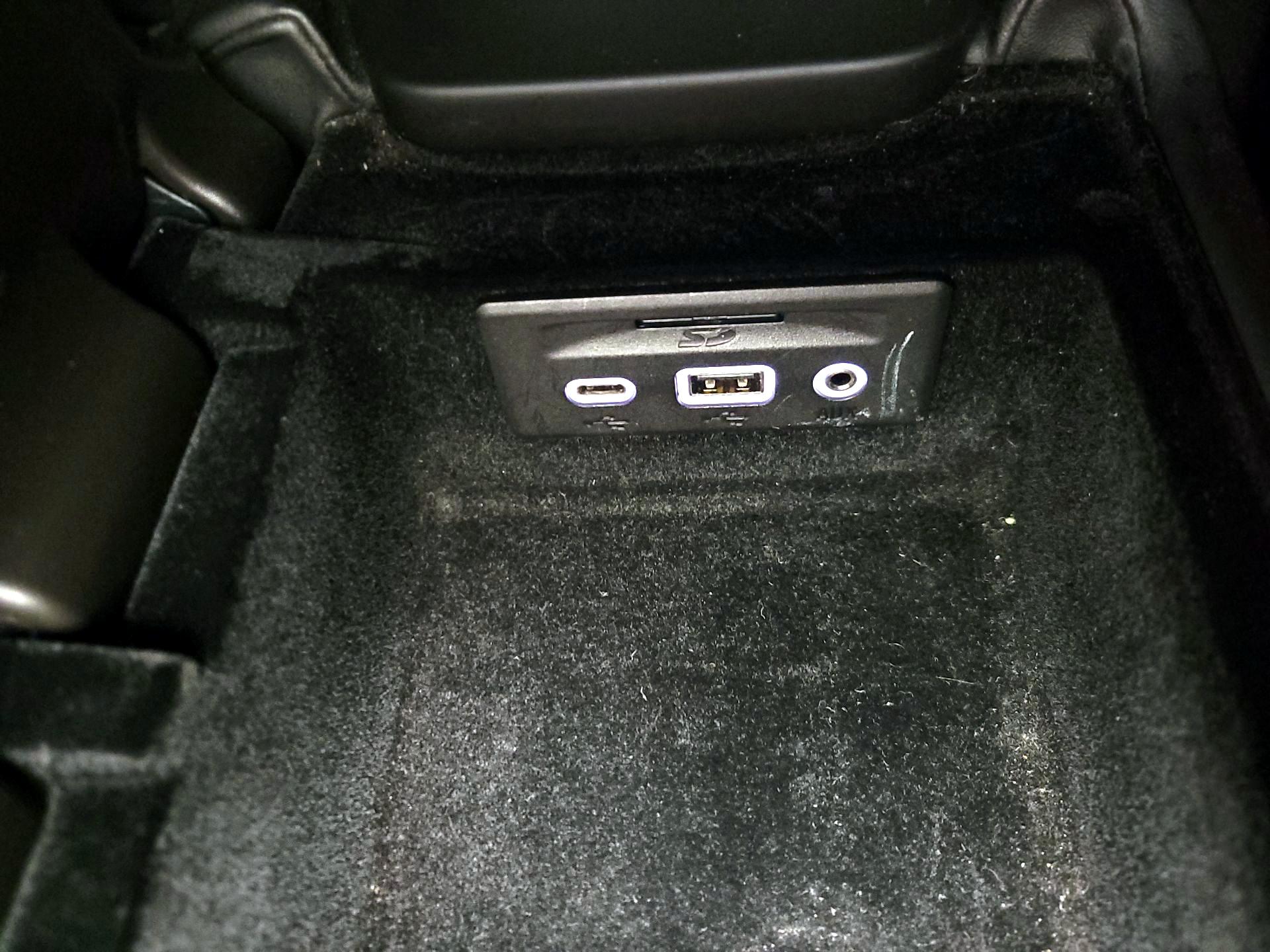 Thumbnail: 2020 Chevrolet Corvette - 19