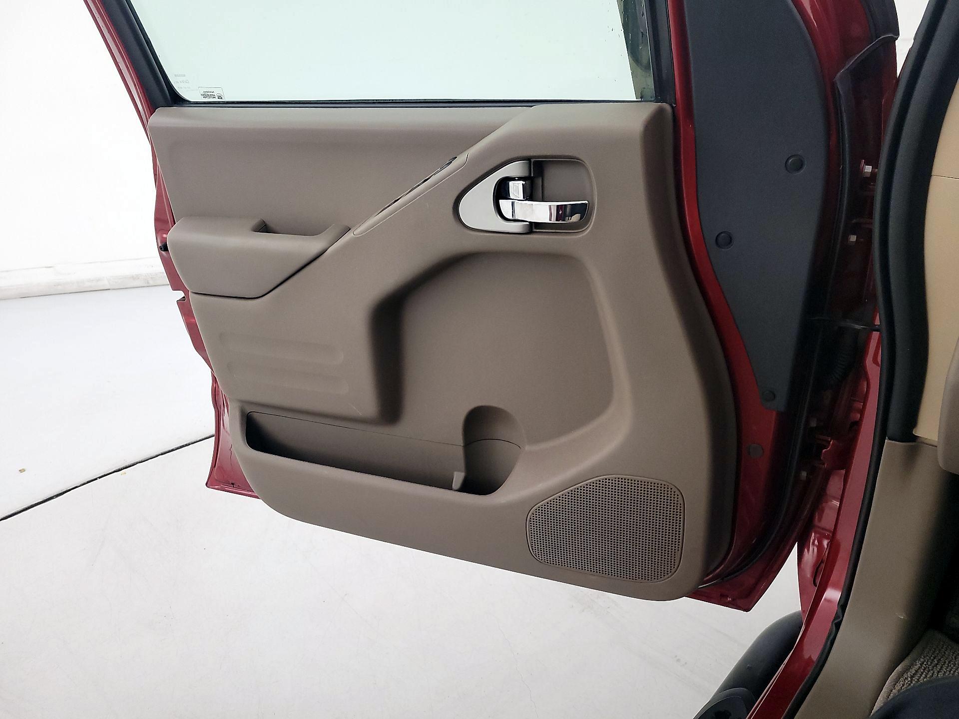 Thumbnail: 2017 Nissan Frontier - 12