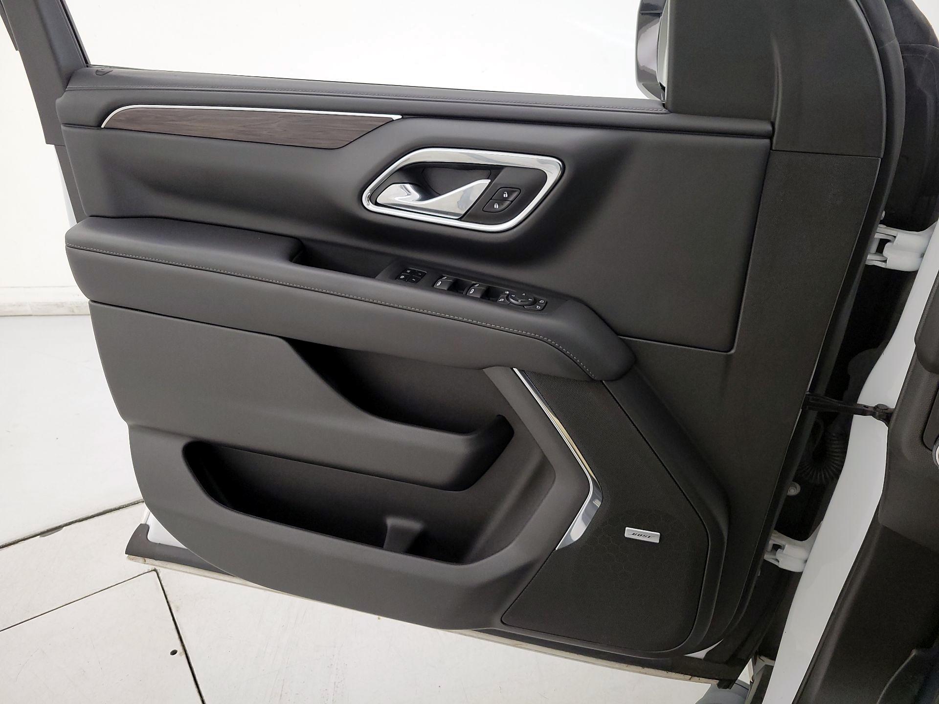 Thumbnail: 2023 Chevrolet Tahoe - 12