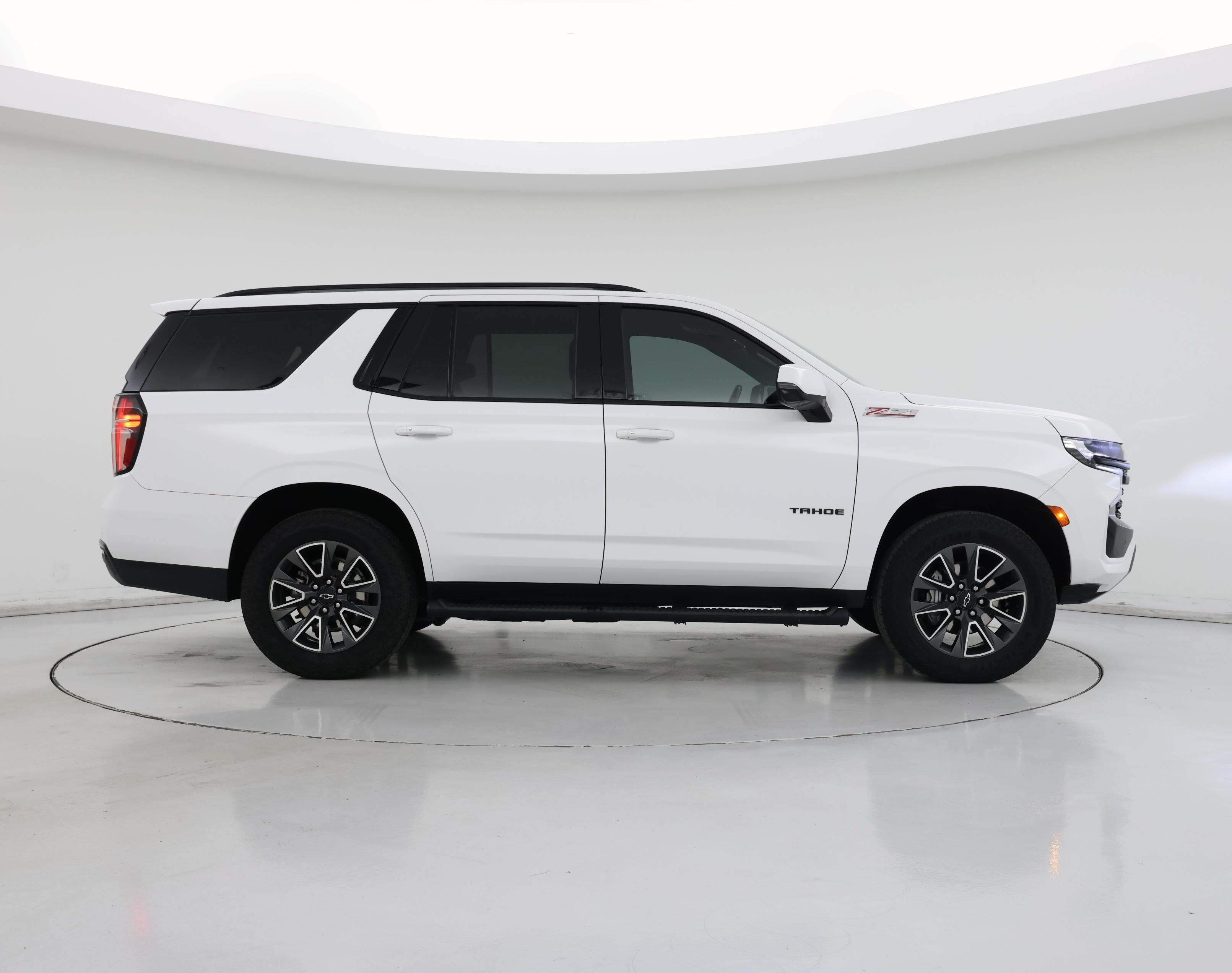 Thumbnail: 2023 Chevrolet Tahoe - 7