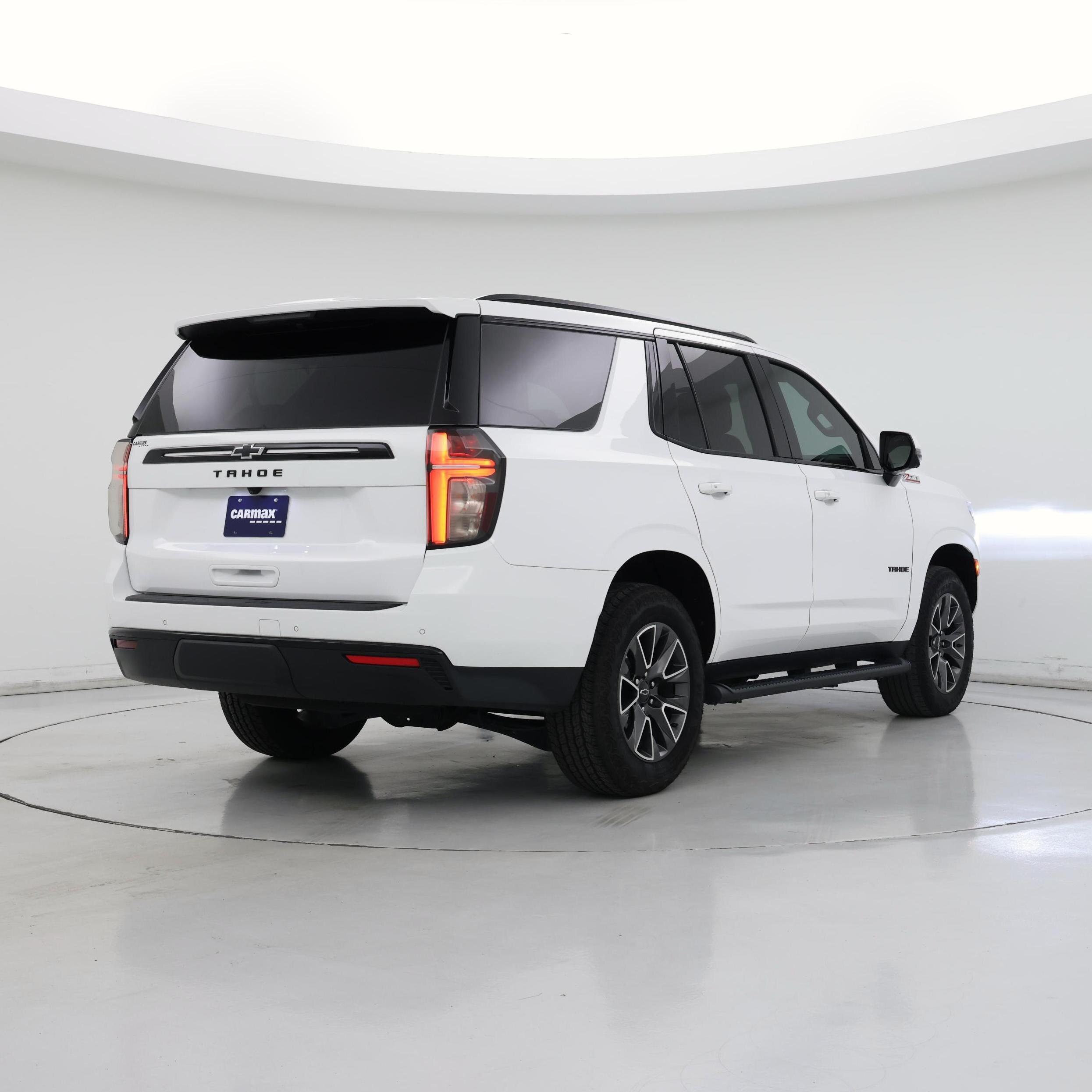 Thumbnail: 2023 Chevrolet Tahoe - 8