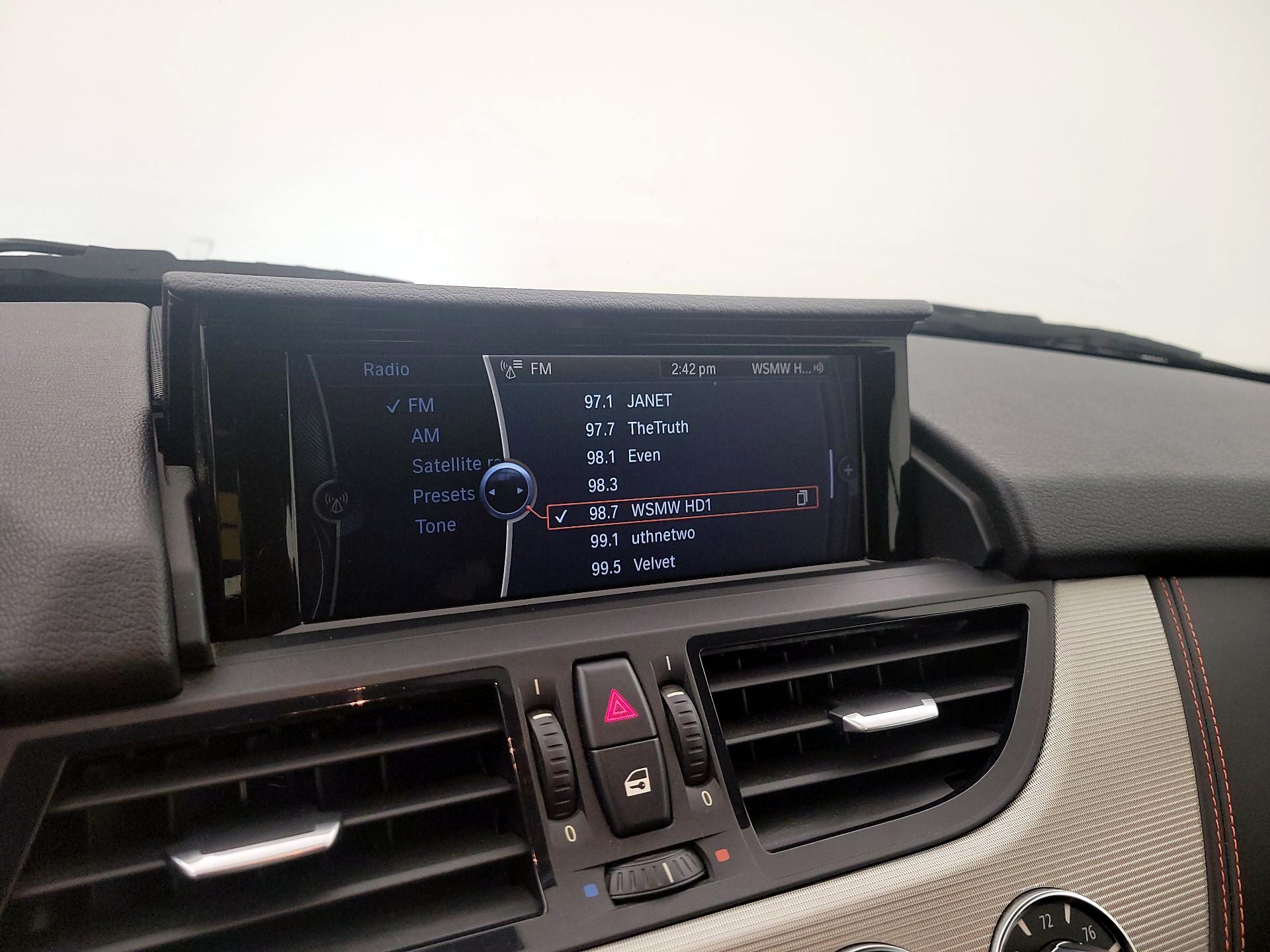 Thumbnail: 2016 BMW Z4 - 14