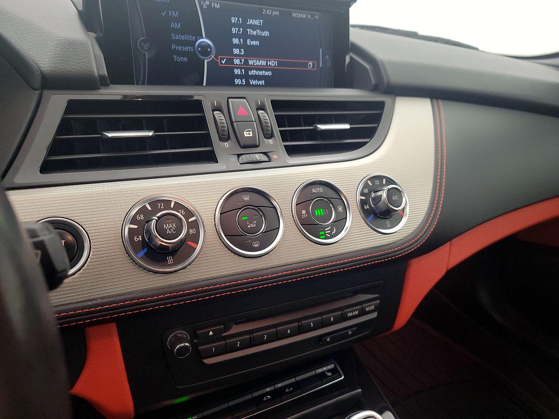 Thumbnail: 2016 BMW Z4 - 15