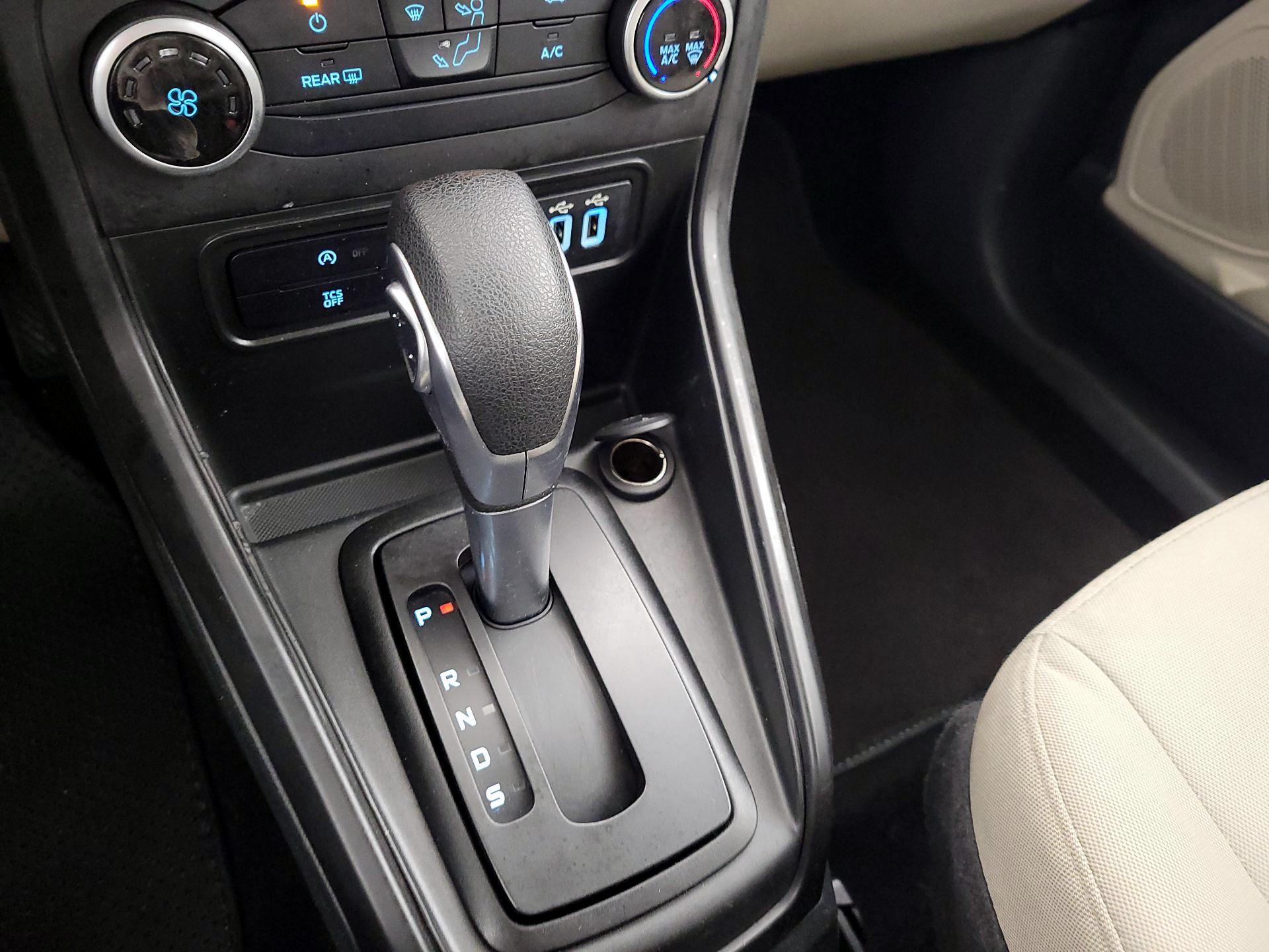 Thumbnail: 2022 Ford EcoSport - 16