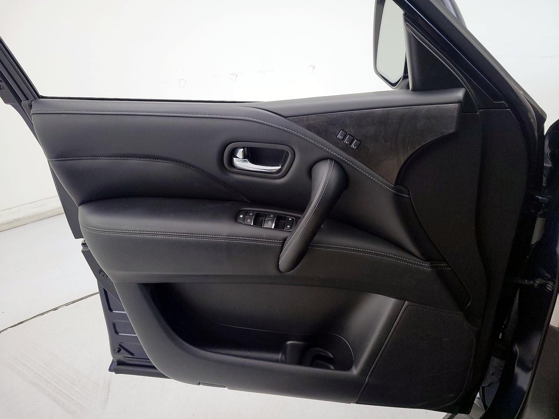 Thumbnail: 2024 INFINITI QX80 - 12