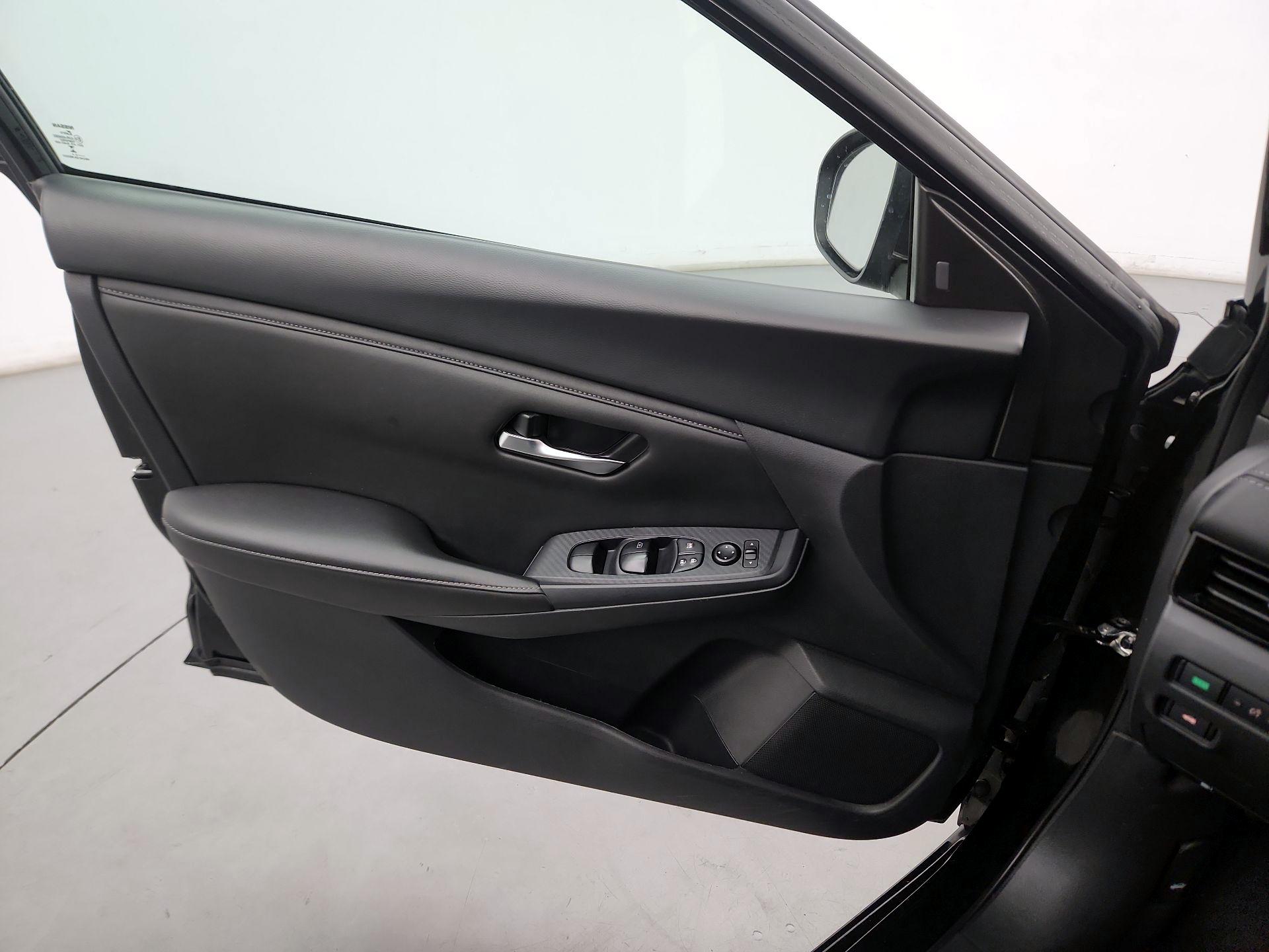 Thumbnail: 2024 Nissan Sentra - 10