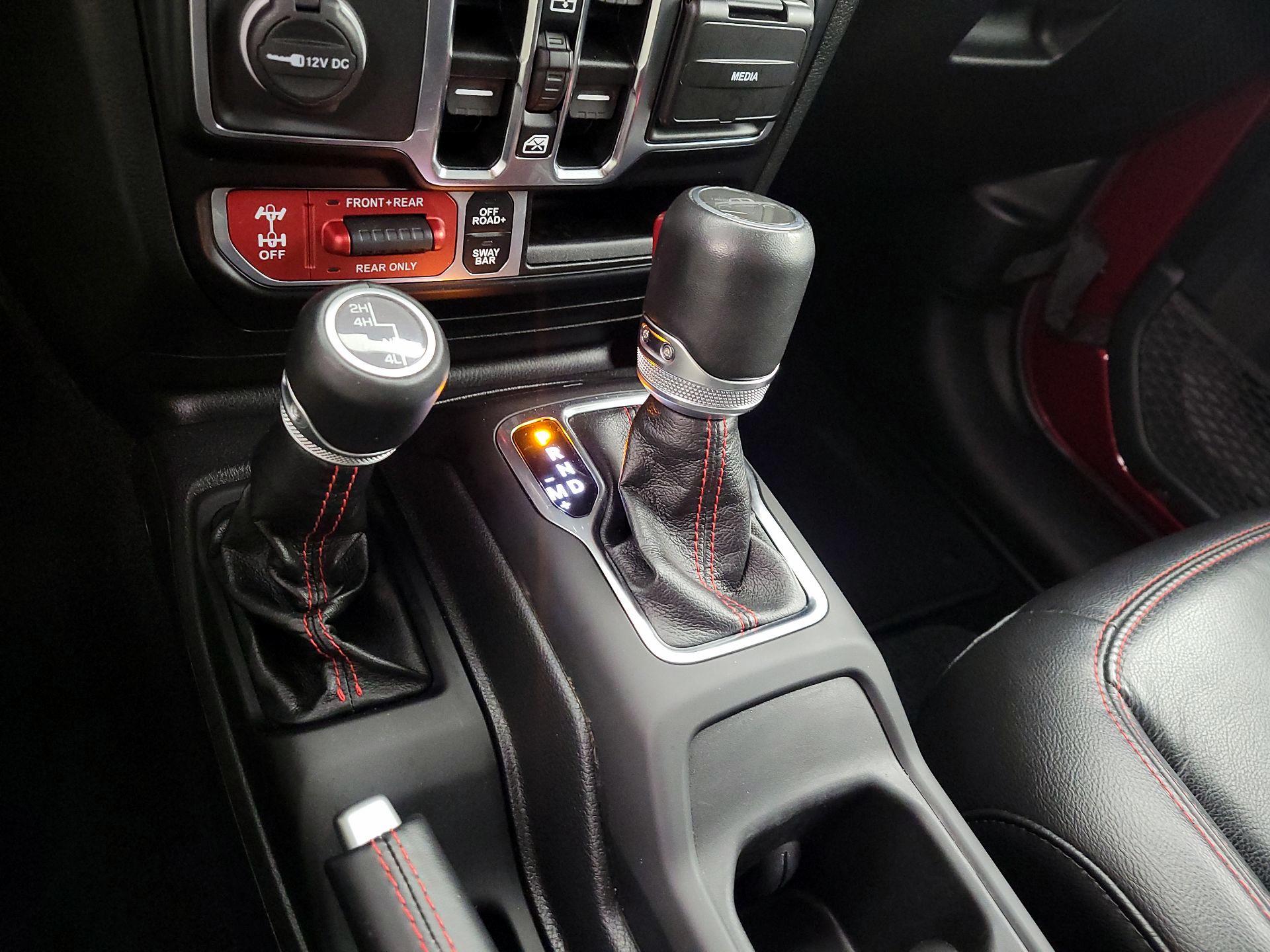 Thumbnail: 2021 Jeep Gladiator - 18