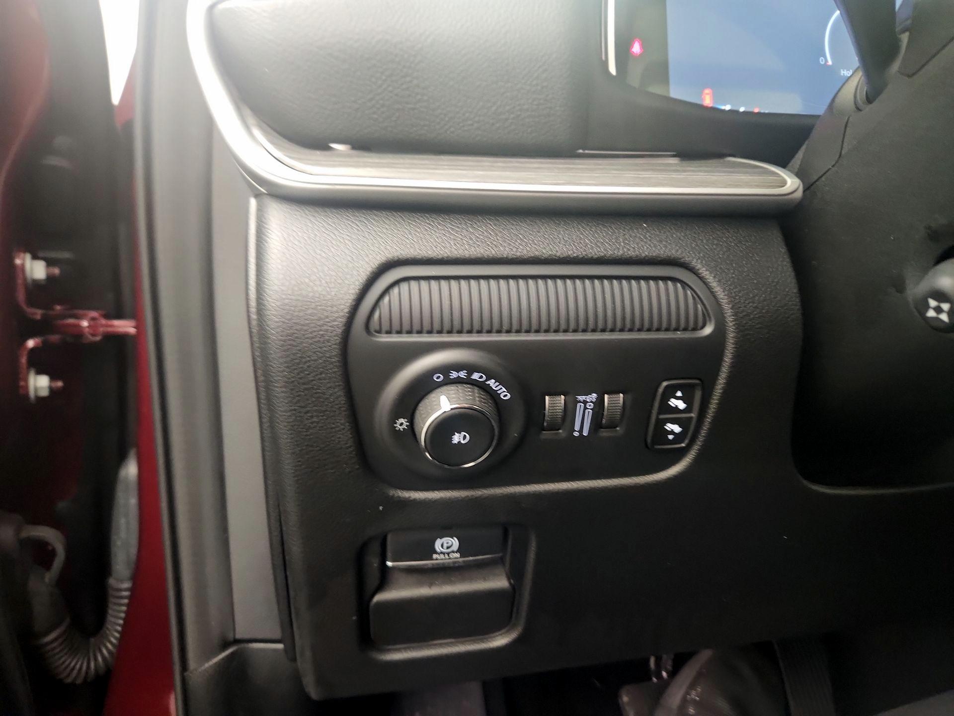 Thumbnail: 2024 Jeep Wagoneer - 11