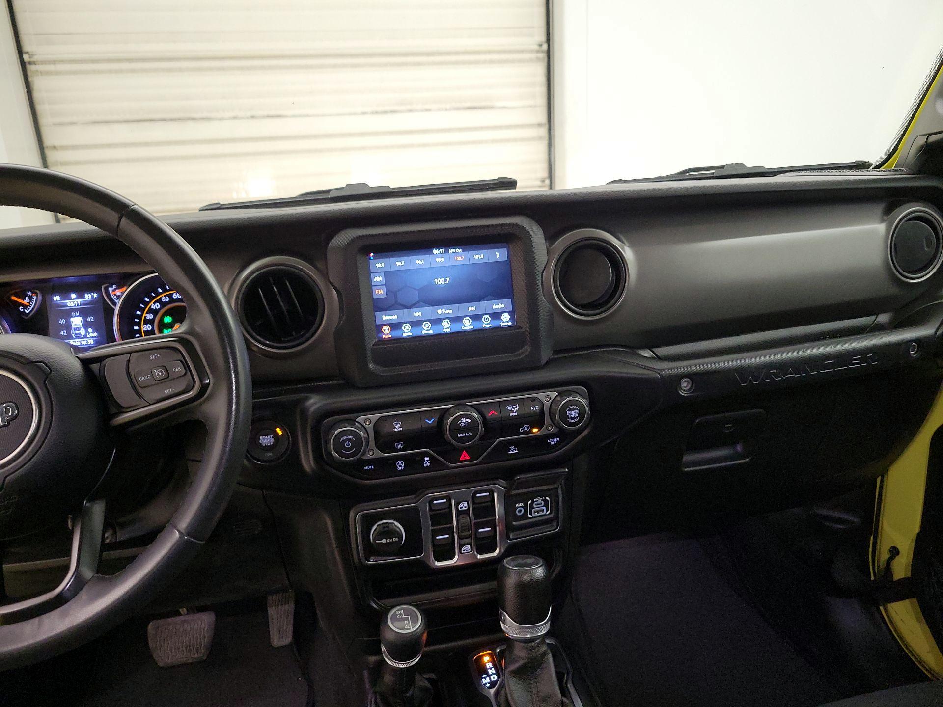 Thumbnail: 2023 Jeep Wrangler - 9