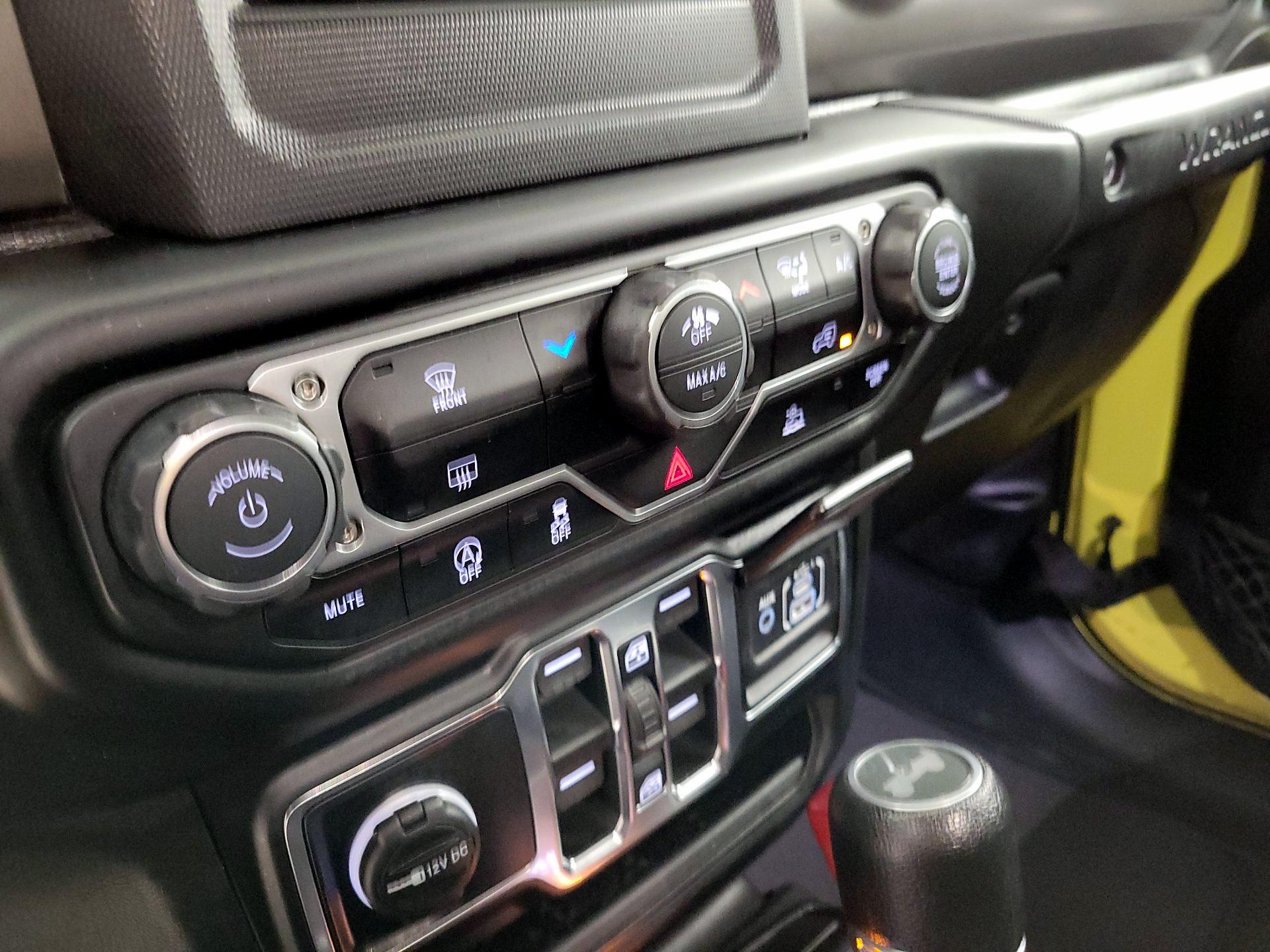 Thumbnail: 2023 Jeep Wrangler - 16