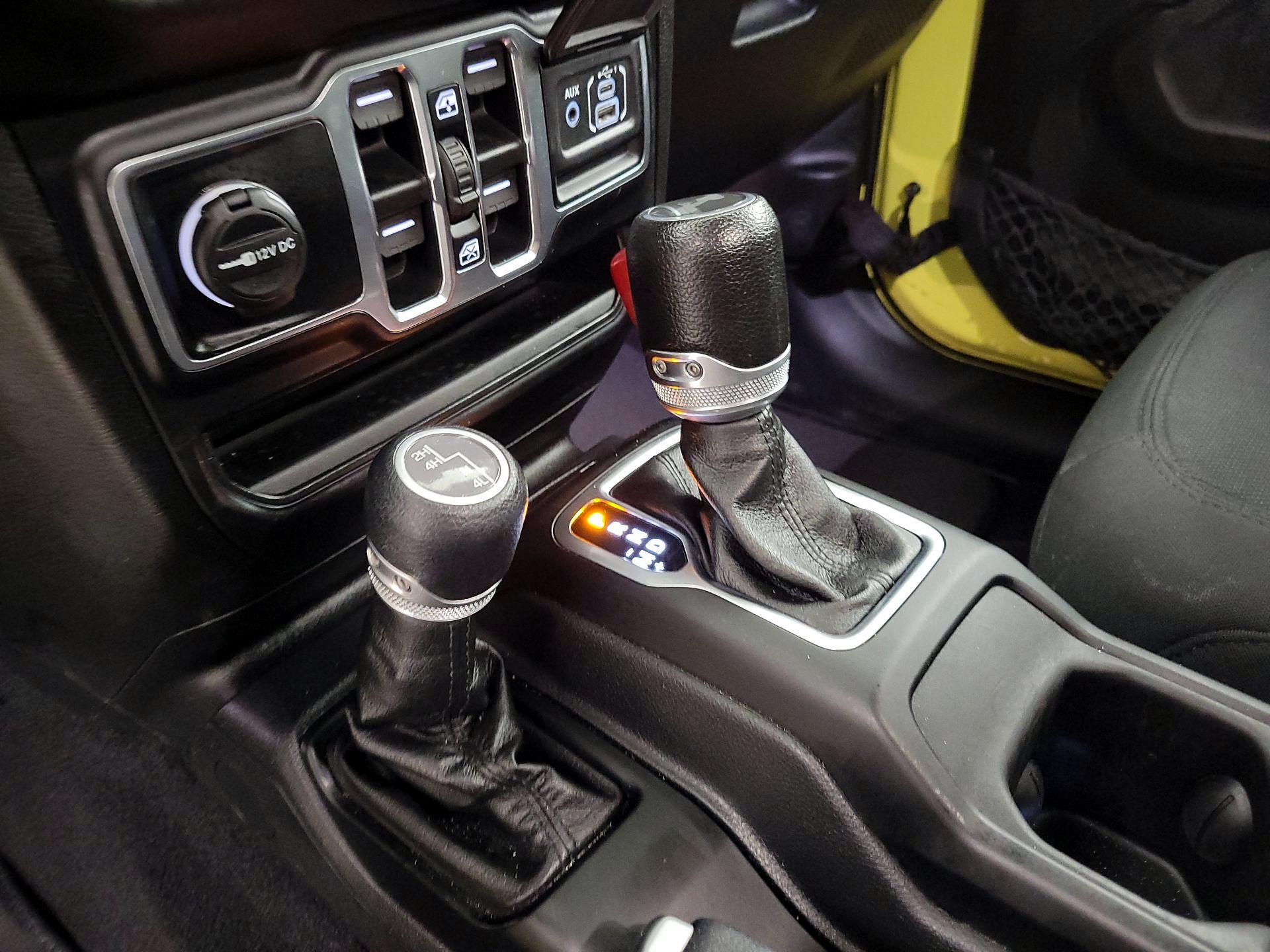 Thumbnail: 2023 Jeep Wrangler - 17