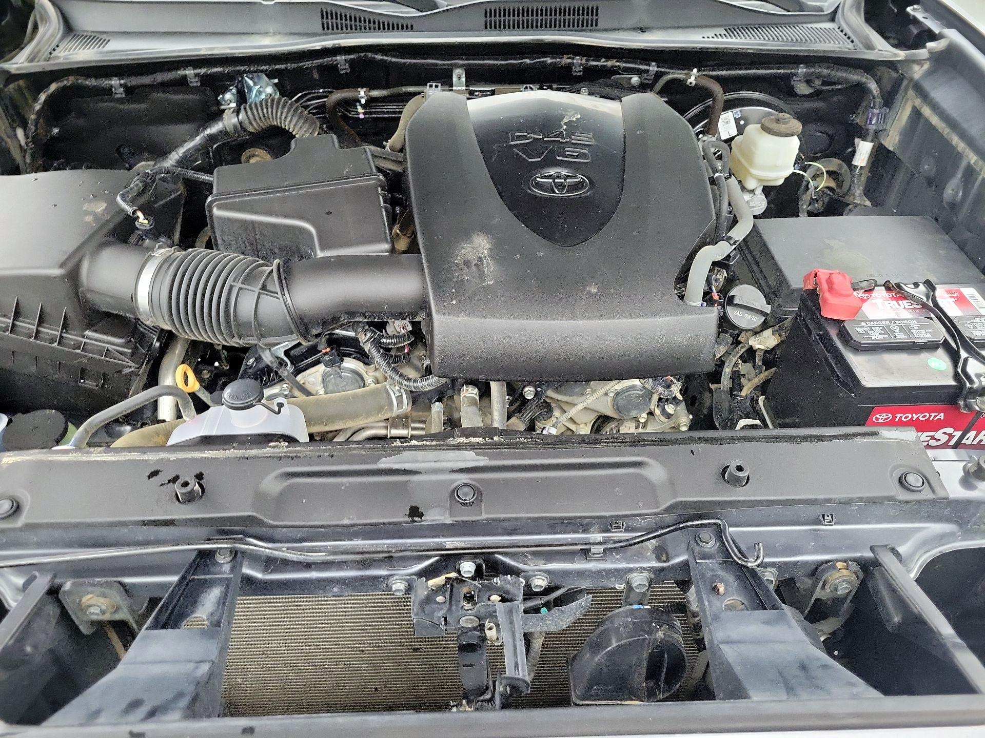 Thumbnail: 2022 Toyota Tacoma - 19