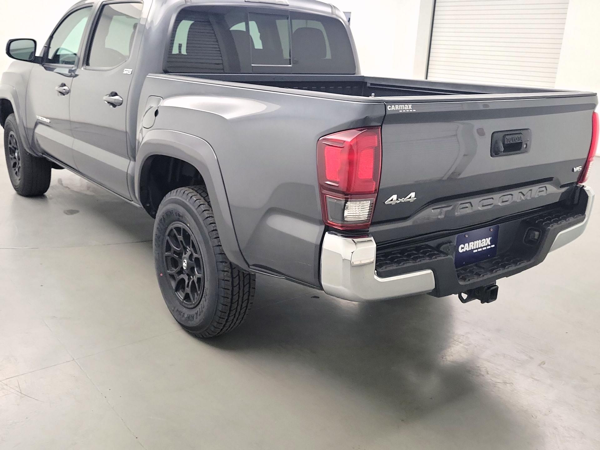 Thumbnail: 2022 Toyota Tacoma - 7