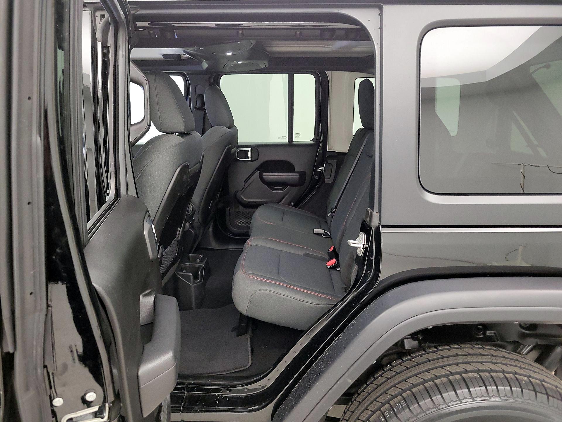 Thumbnail: 2025 Jeep Wrangler - 19